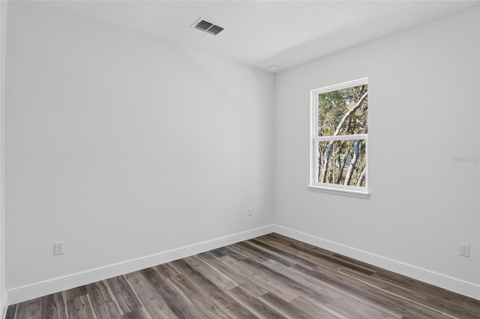 Image 19 of 23 For 8162 Maltese Drive