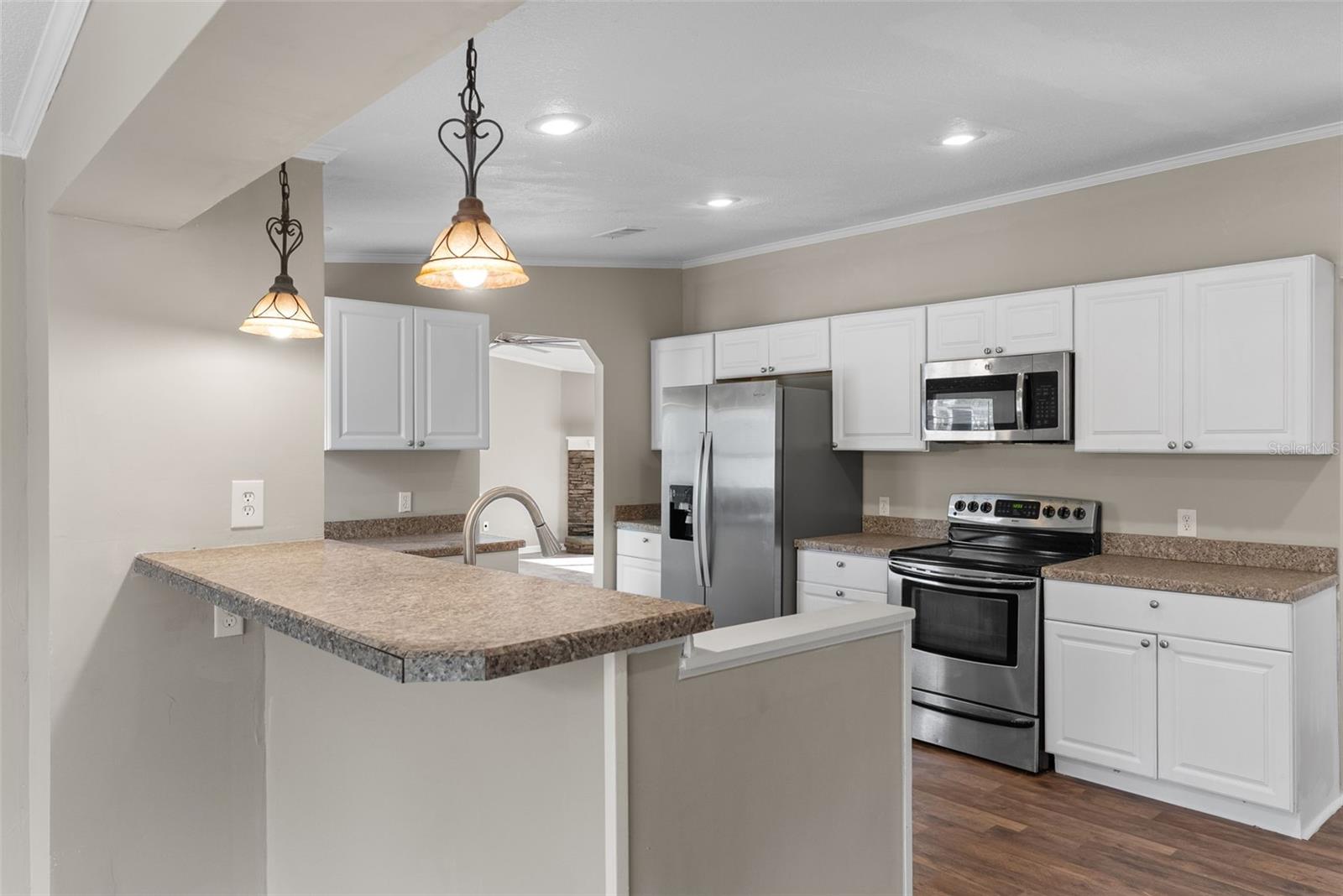 Image 17 of 41 For 6682 156th Place