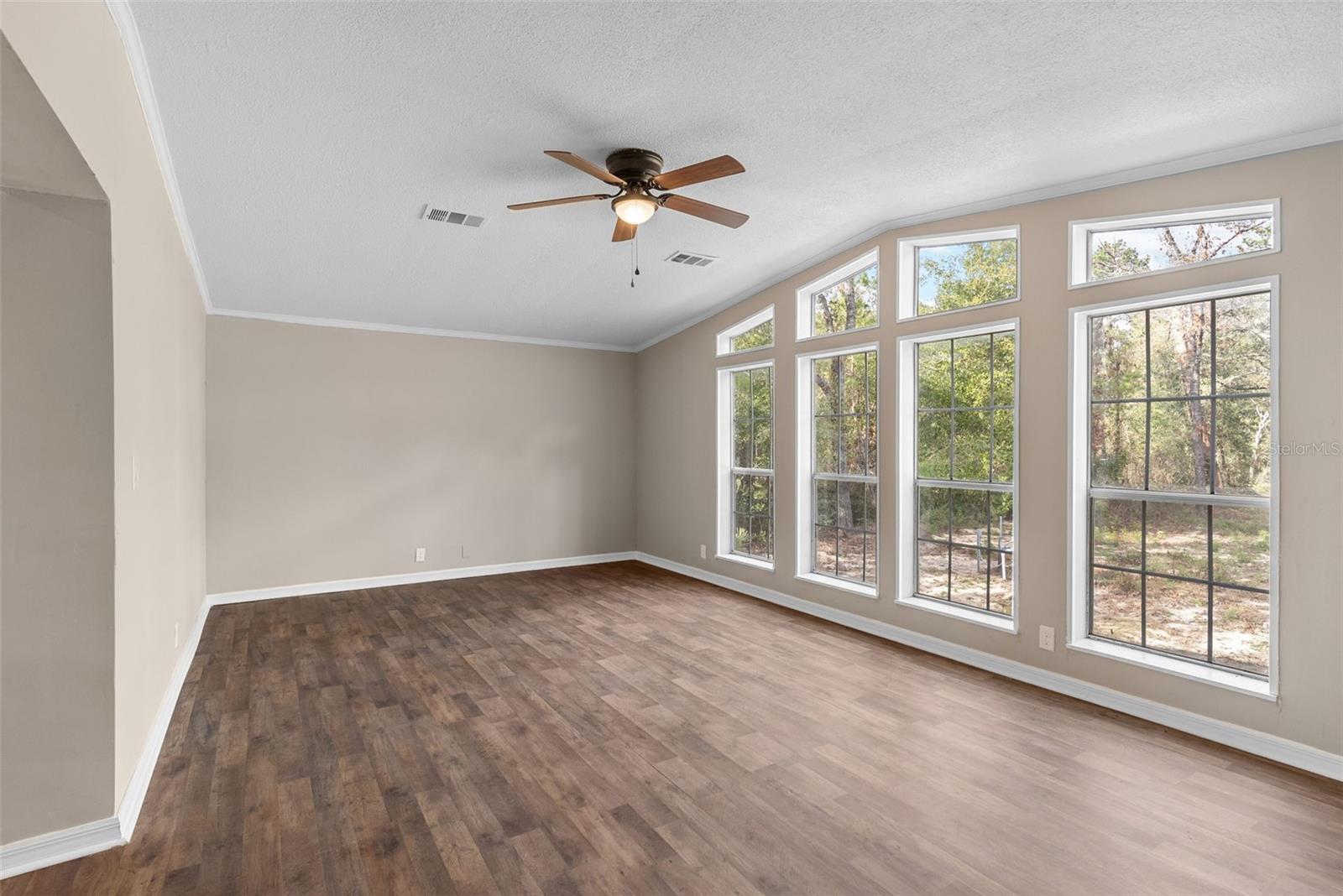 Image 18 of 41 For 6682 156th Place