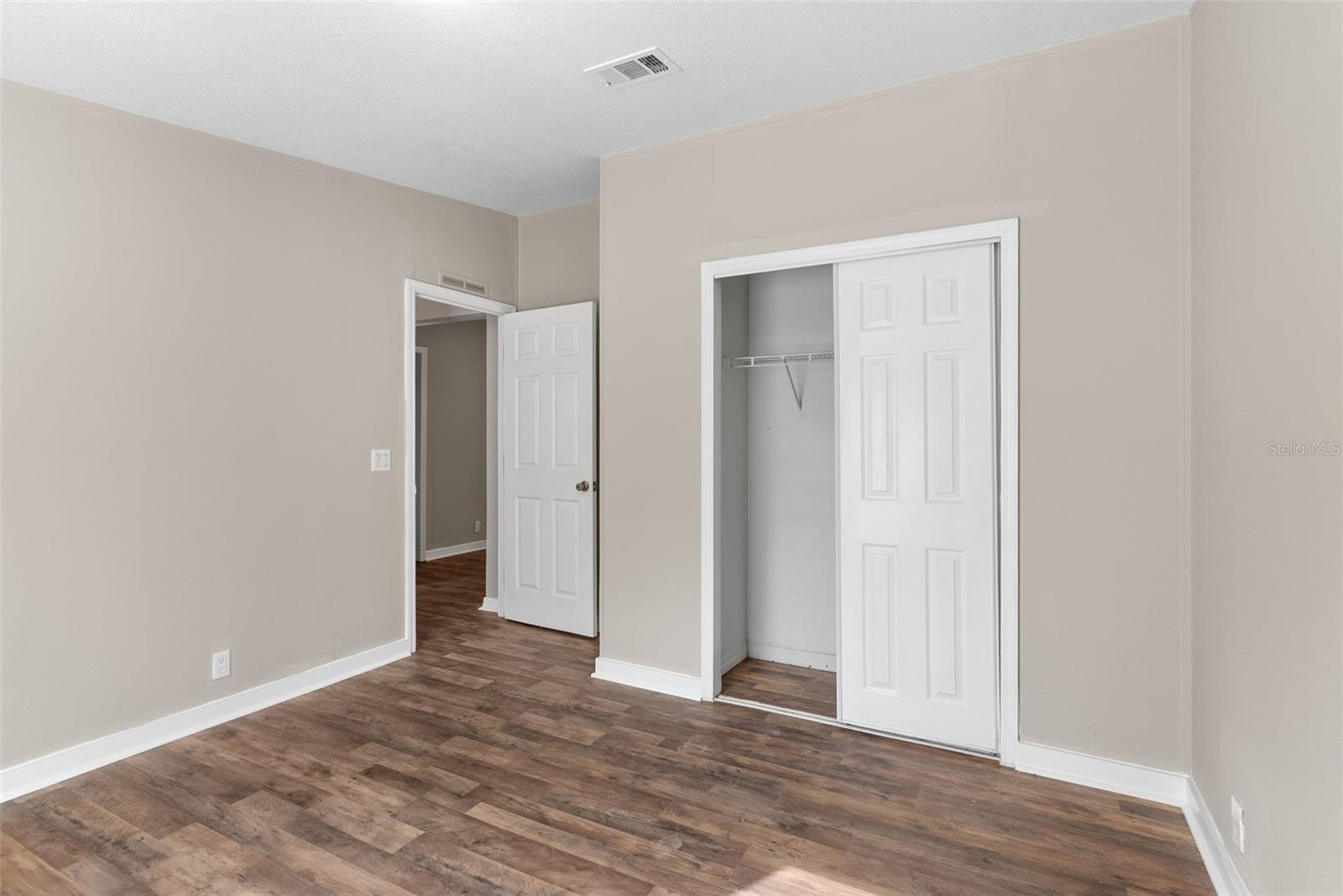 Image 29 of 41 For 6682 156th Place