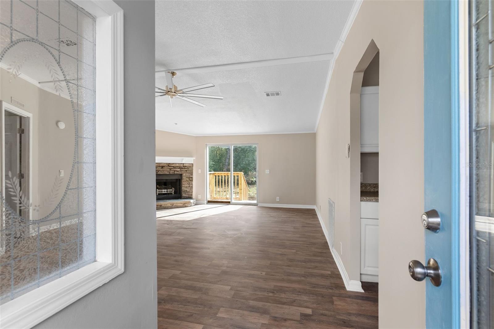 Image 6 of 41 For 6682 156th Place