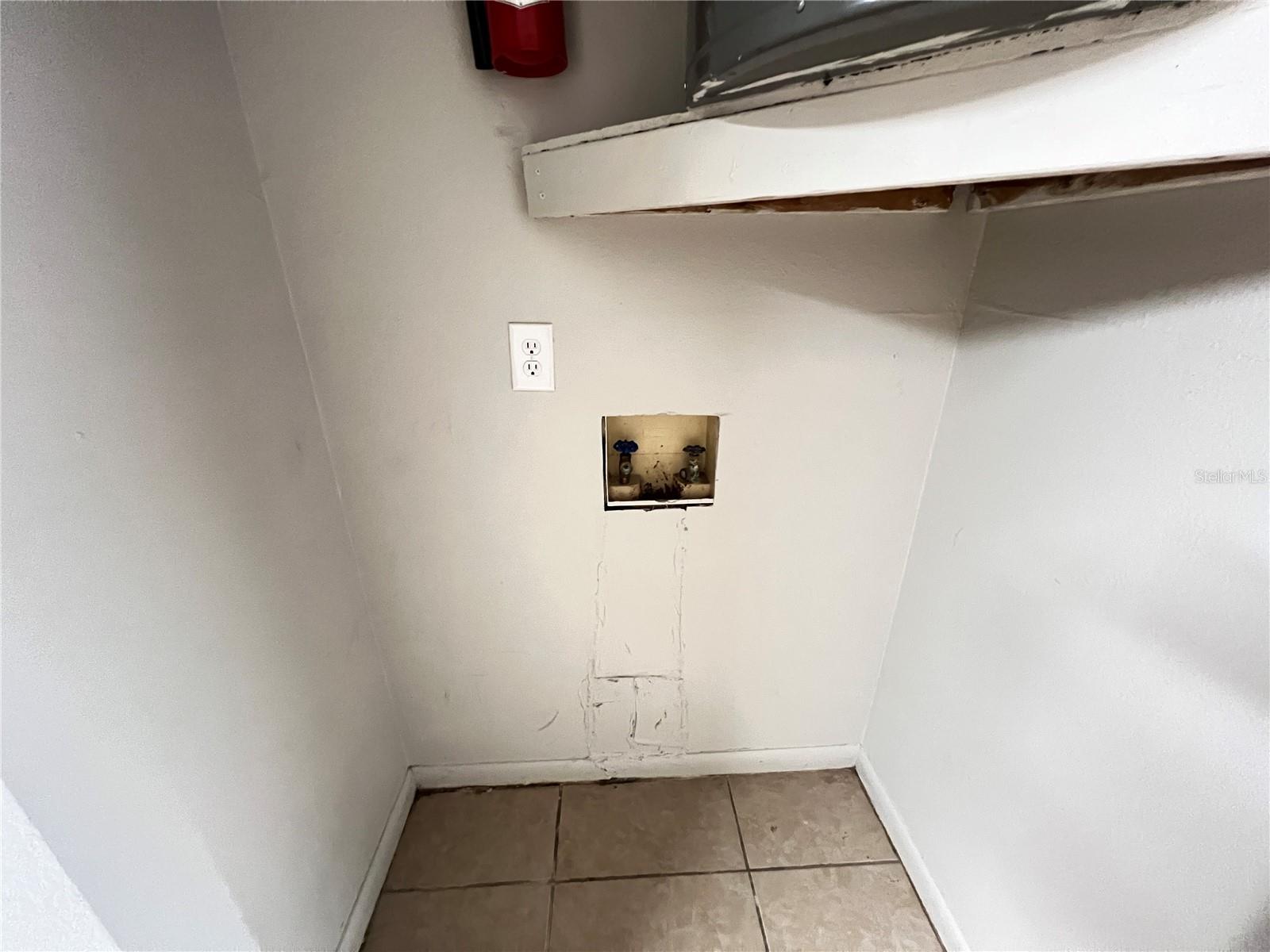 Image 16 of 16 For 2000 43rd Street 1