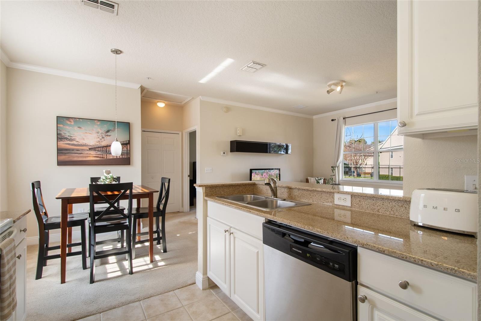 Image 18 of 42 For 317 Southern Pecan Circle 102