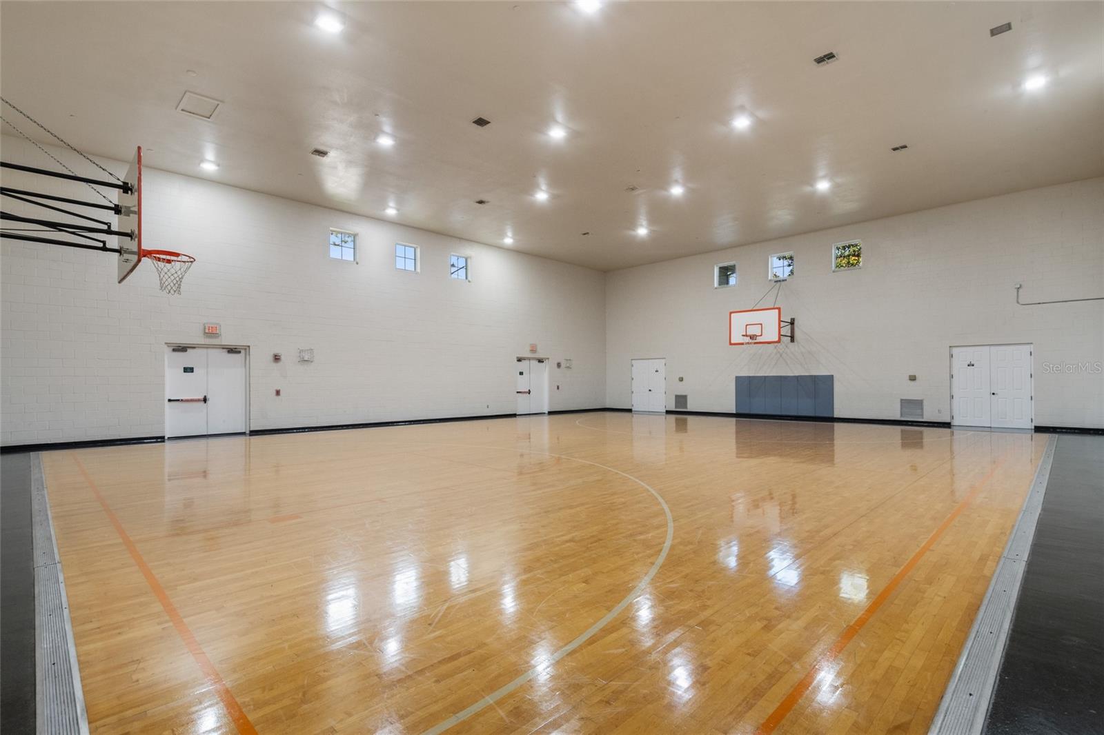 Image 31 of 42 For 317 Southern Pecan Circle 102