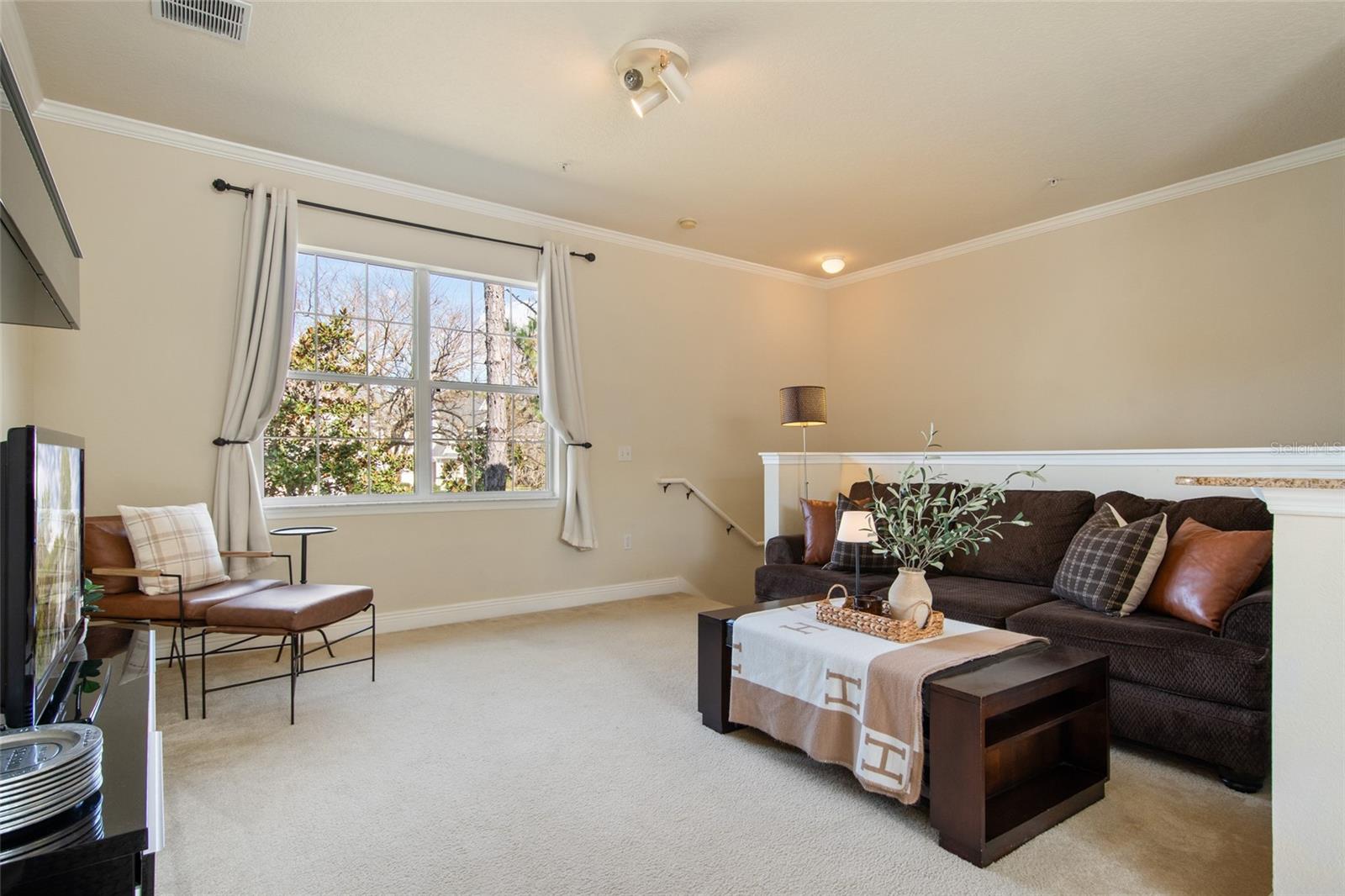 Image 6 of 42 For 317 Southern Pecan Circle 102