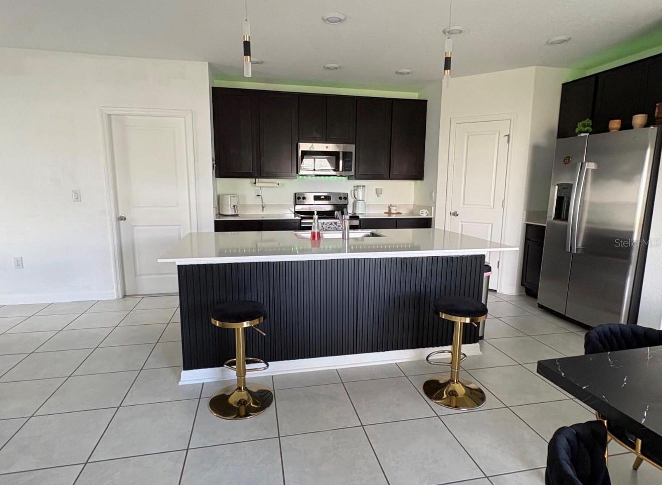 Image 2 of 4 For 626 Bell Prairie Circle