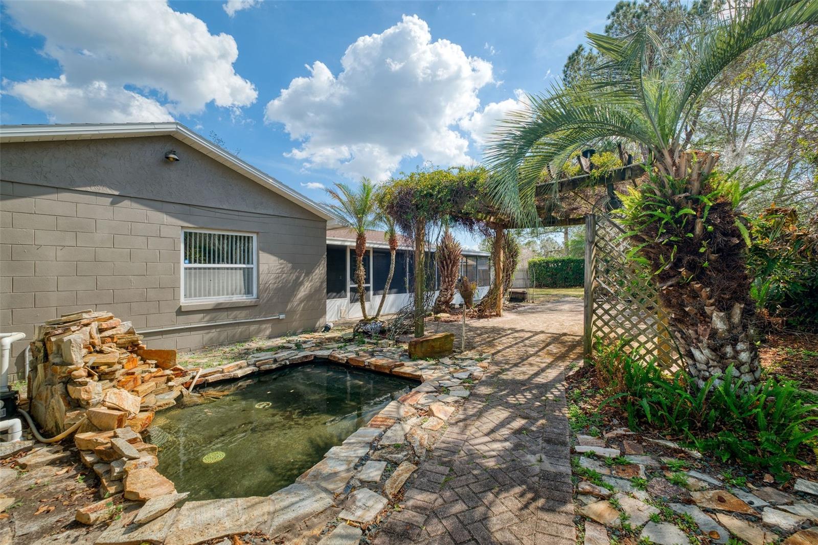 Image 22 of 31 For 9714 Poplarwood Court