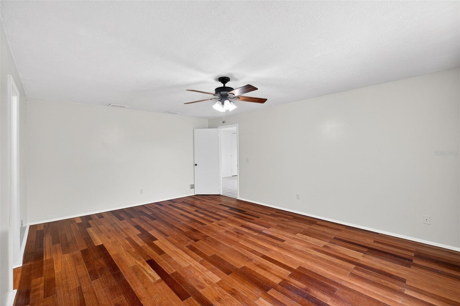 Image 29 of 31 For 9714 Poplarwood Court