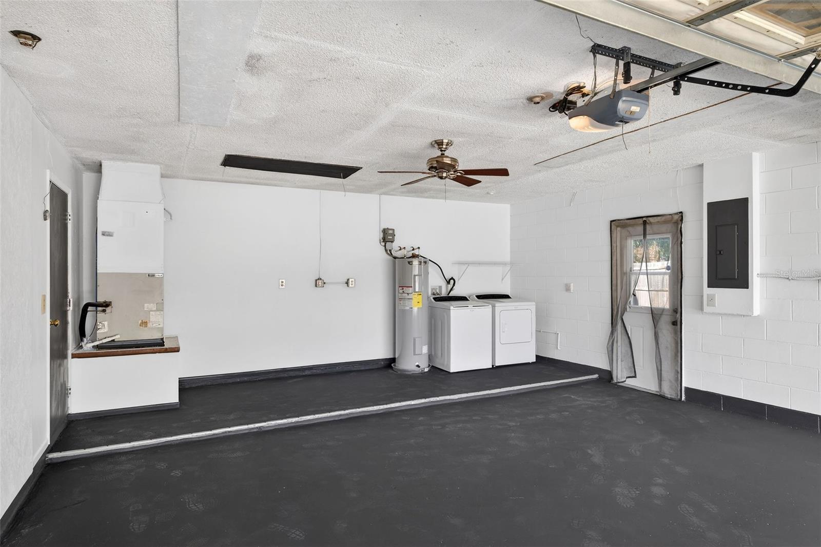 Image 30 of 31 For 9714 Poplarwood Court