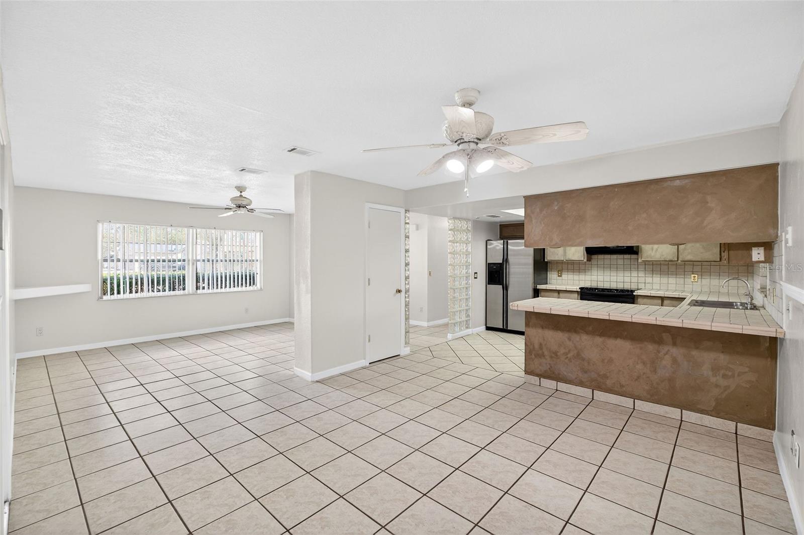 Image 6 of 31 For 9714 Poplarwood Court