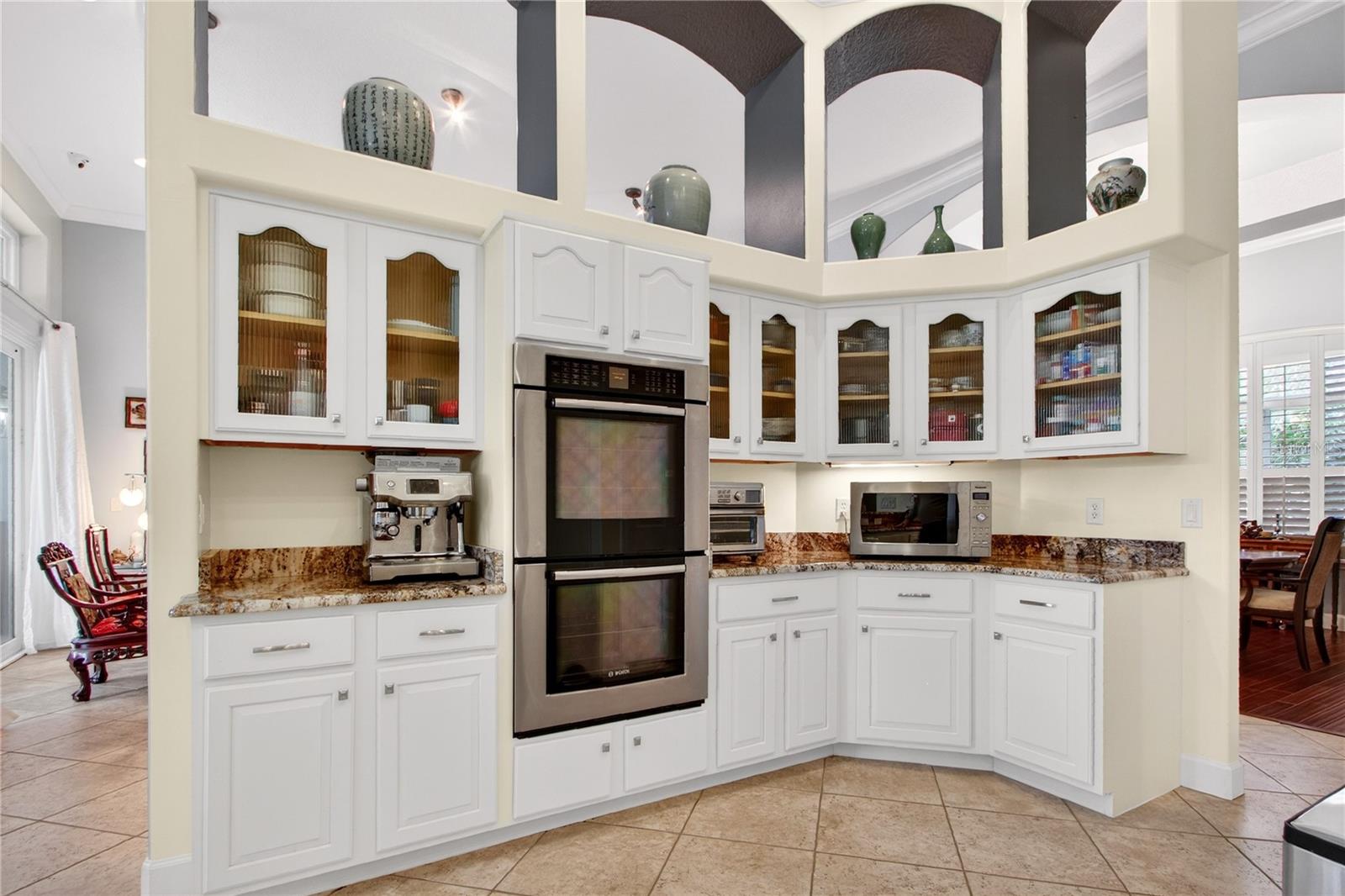 Image 17 of 85 For 771 Long Lake Drive