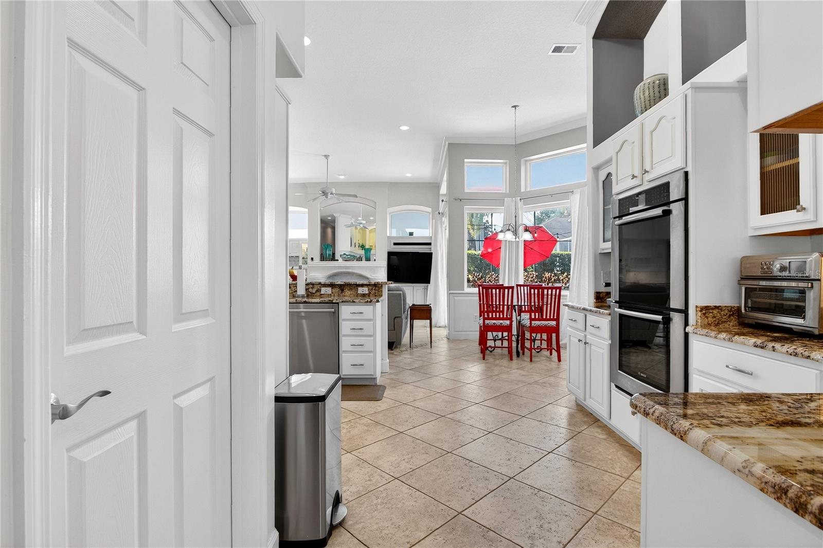 Image 20 of 85 For 771 Long Lake Drive