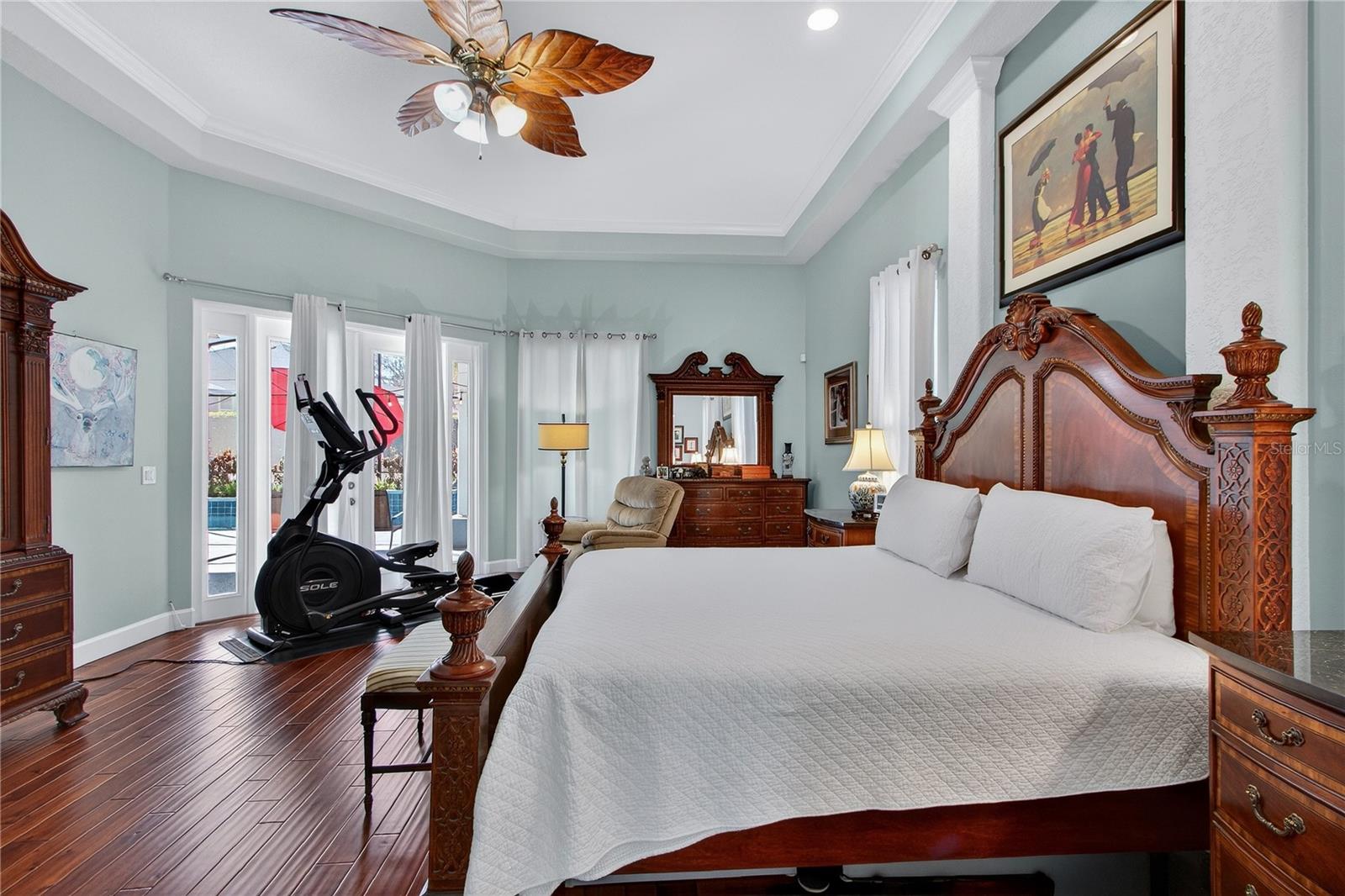 Image 44 of 85 For 771 Long Lake Drive