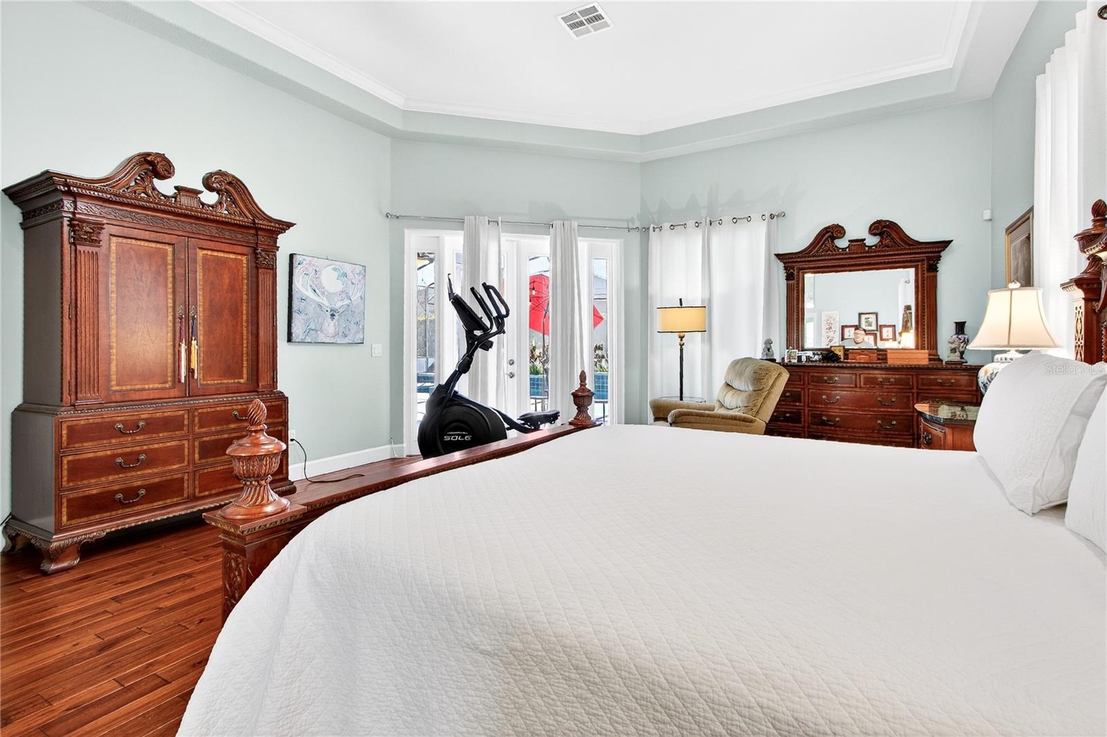 Image 45 of 85 For 771 Long Lake Drive