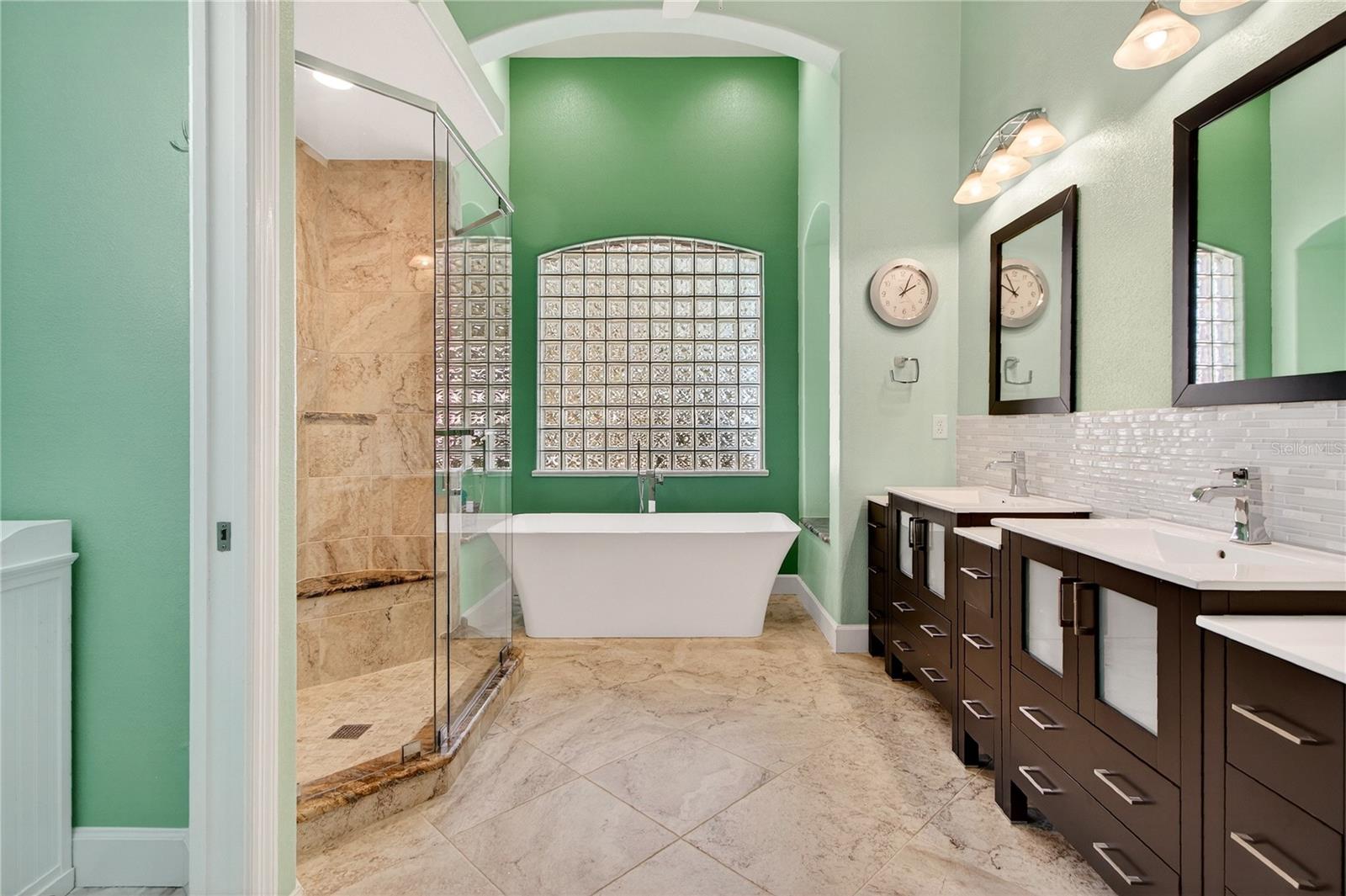 Image 48 of 85 For 771 Long Lake Drive