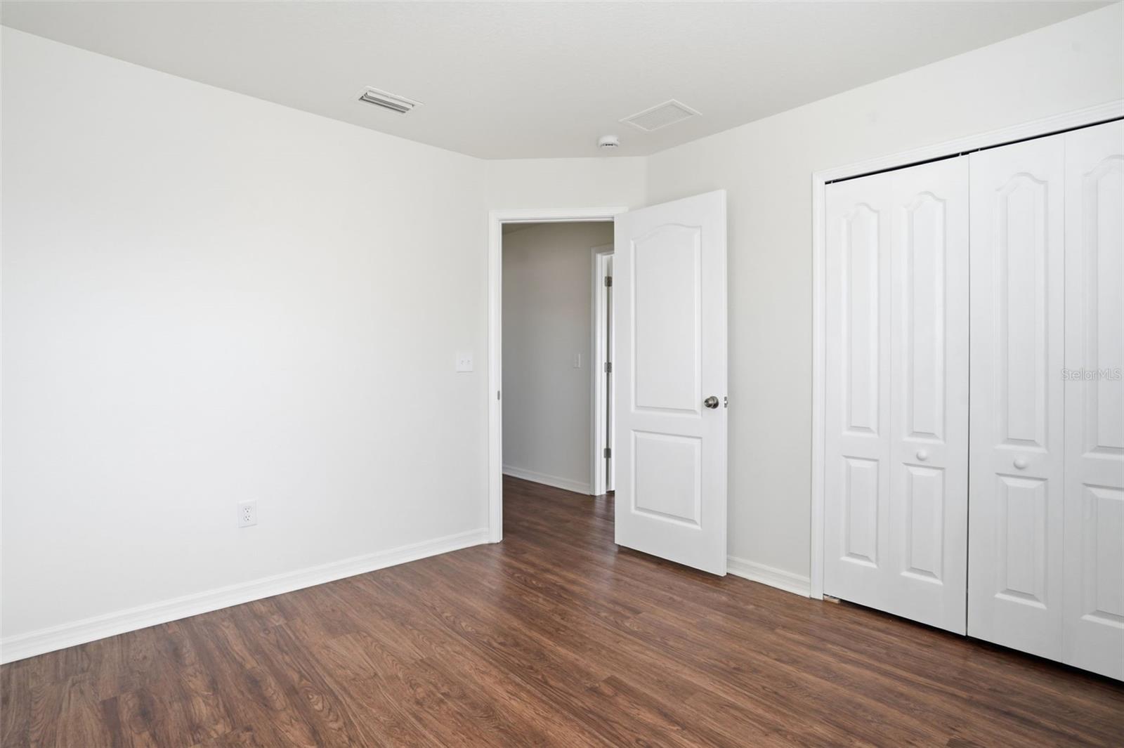 Image 27 of 38 For 15419 Shoal Haven Place