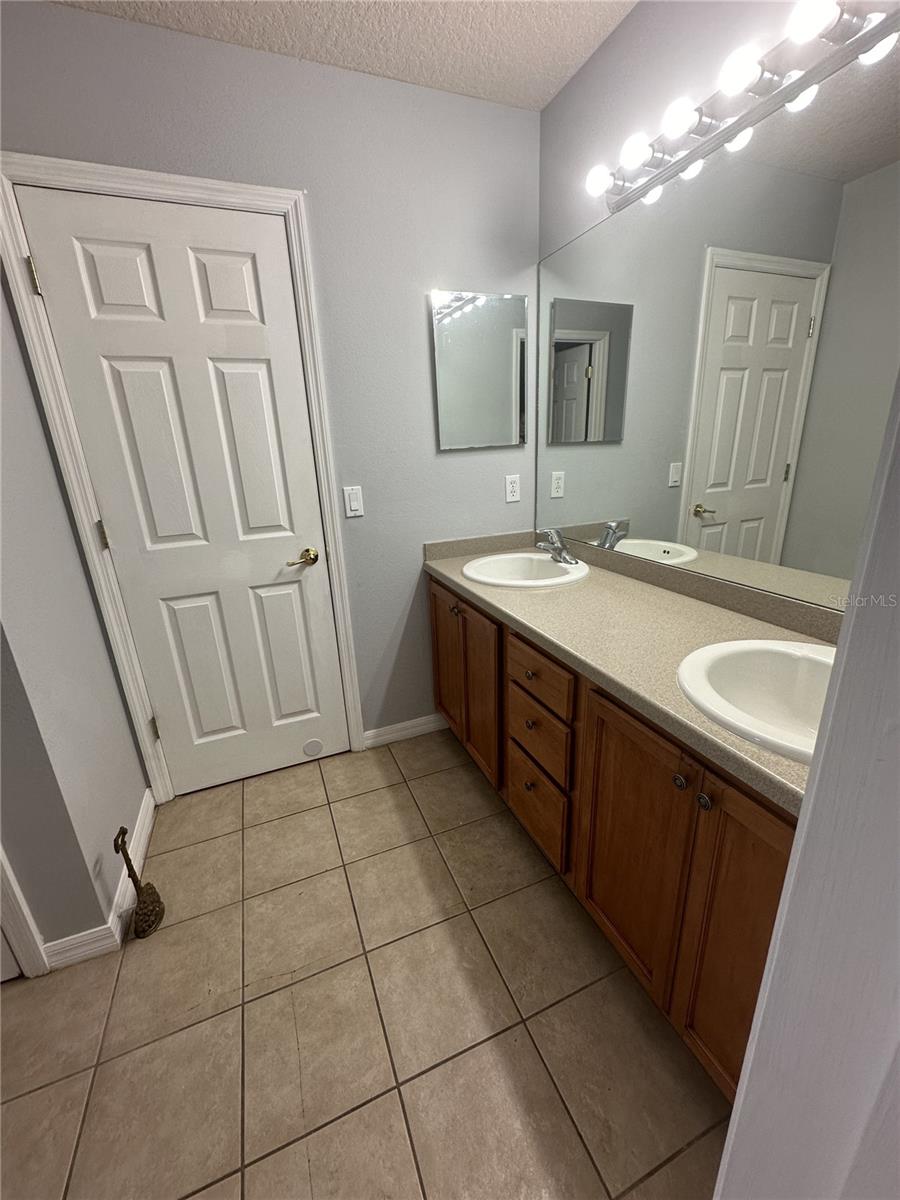 Image 11 of 30 For 15349 Harvest Boulevard