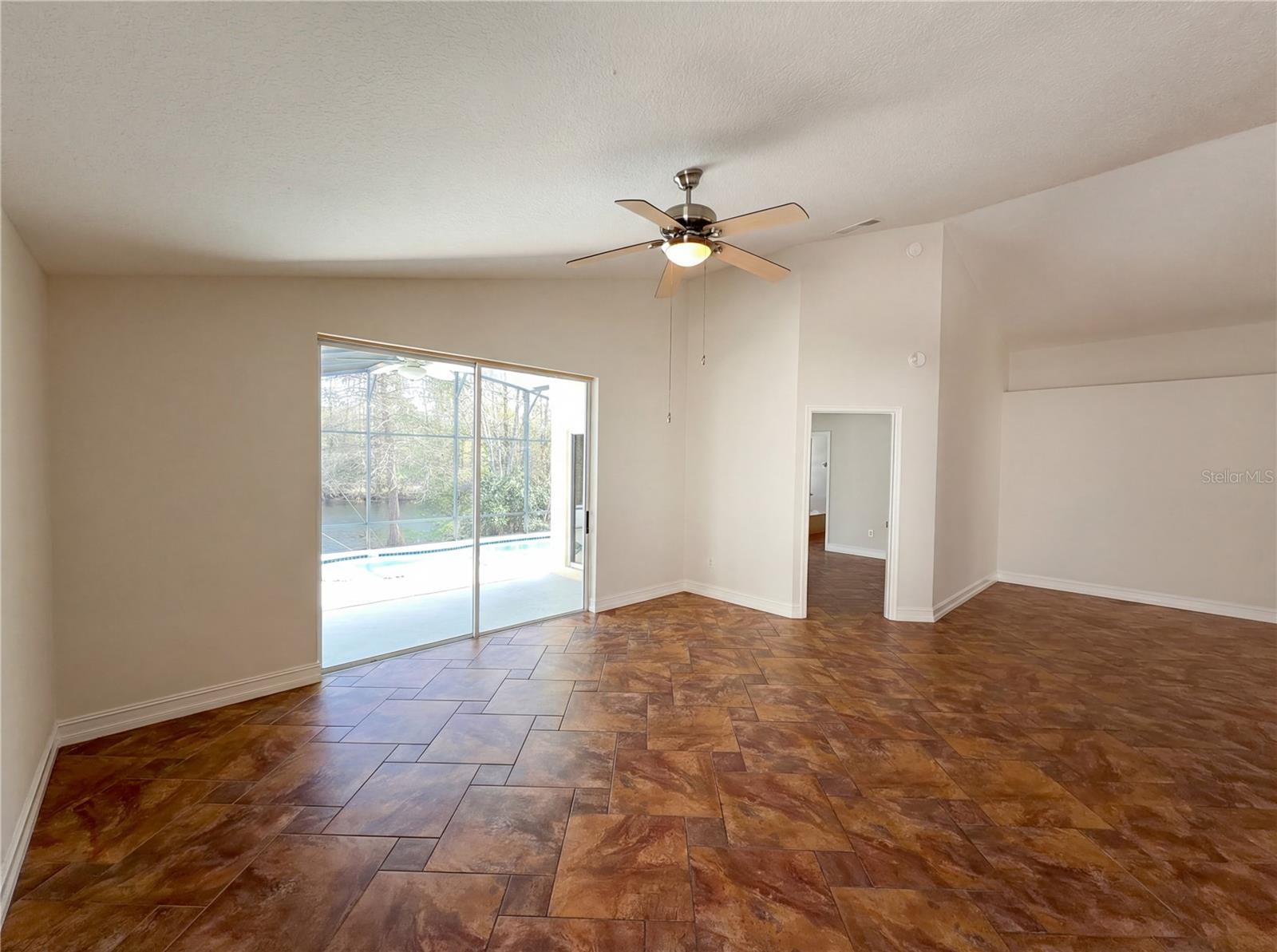 Image 13 of 24 For 2975 Sabel Oak Place