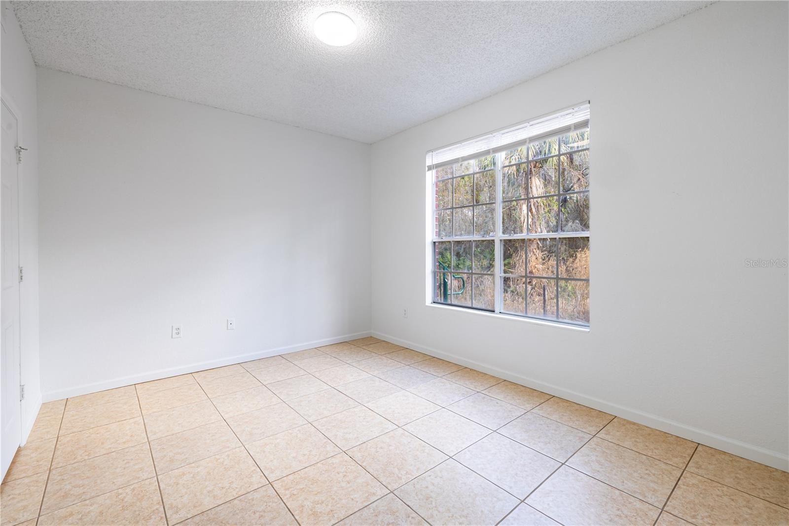 Image 20 of 61 For 13037 Mulberry Park Drive 517