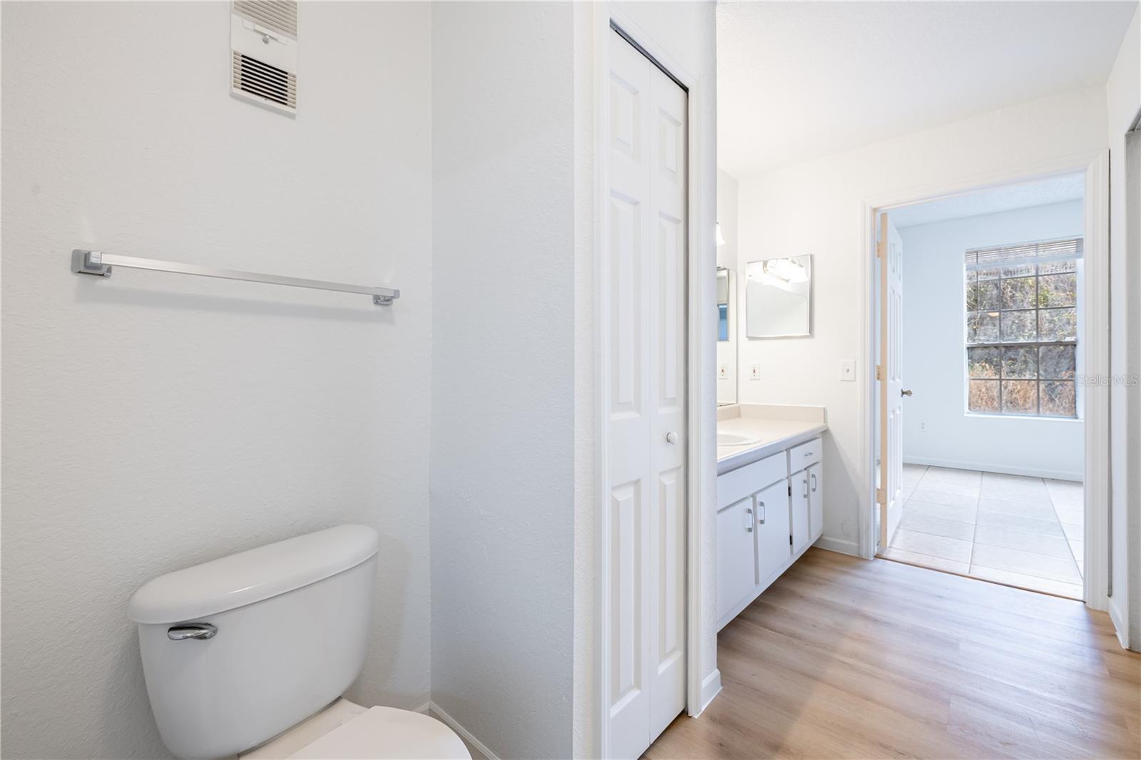 Image 23 of 61 For 13037 Mulberry Park Drive 517