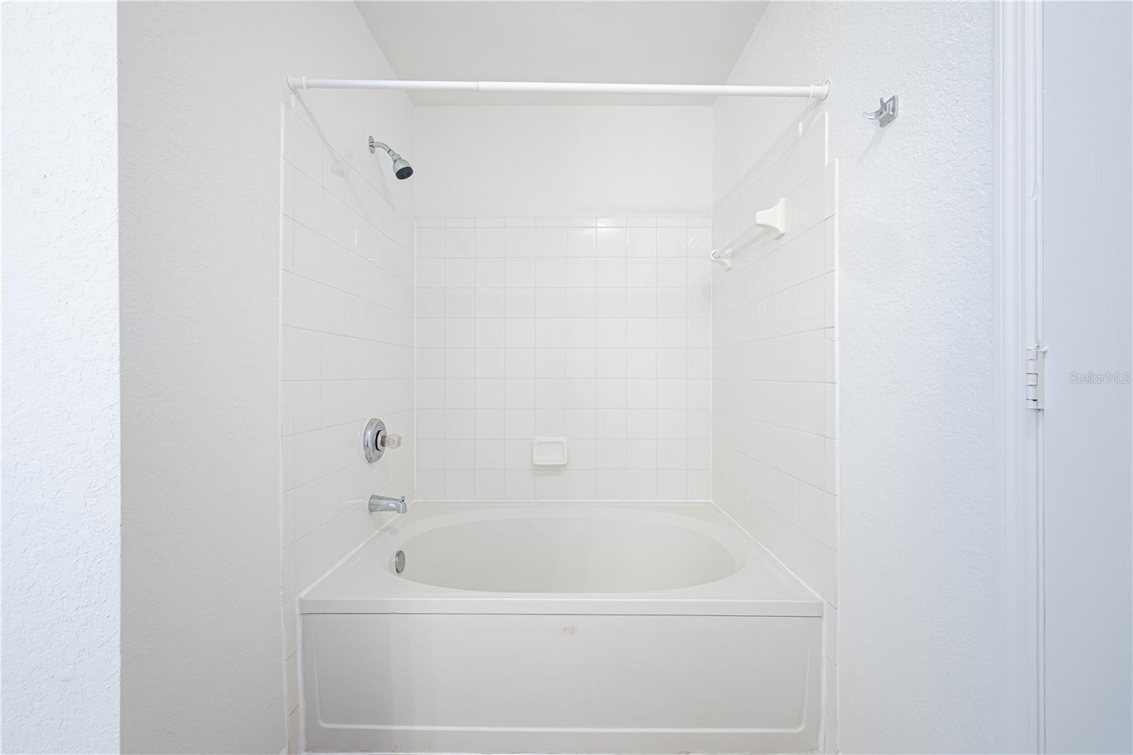 Image 25 of 61 For 13037 Mulberry Park Drive 517