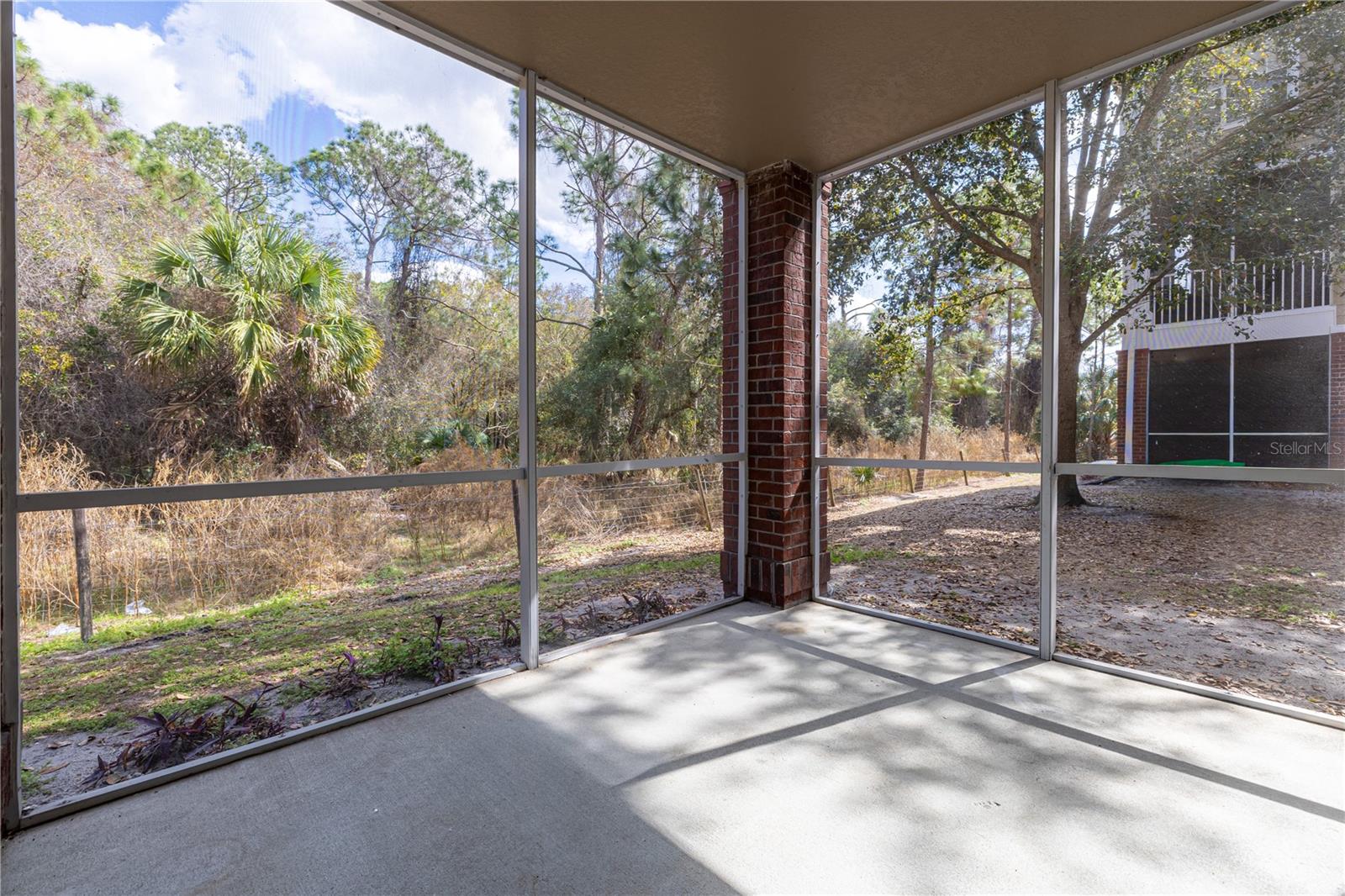 Image 31 of 61 For 13037 Mulberry Park Drive 517