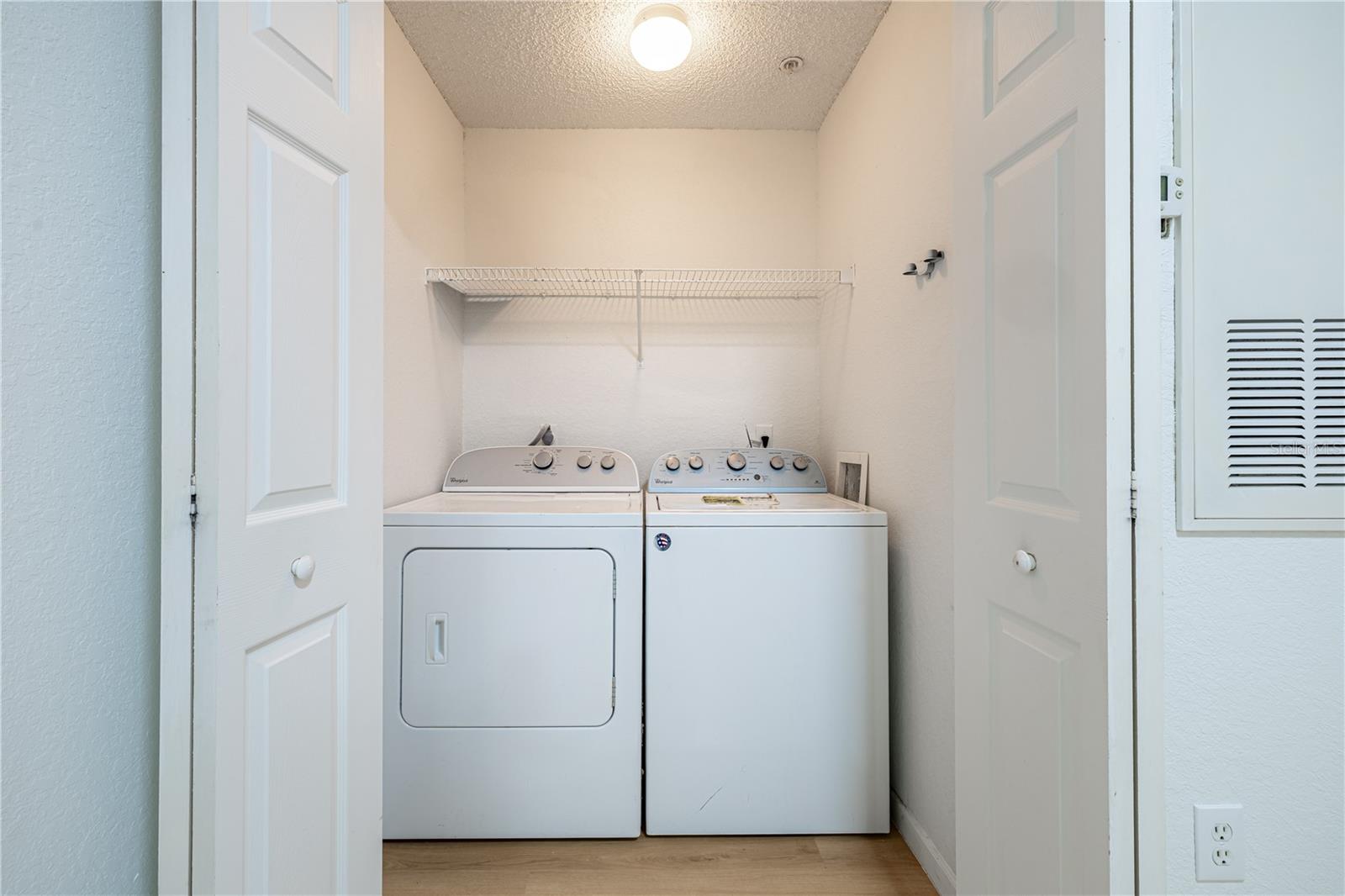 Image 36 of 61 For 13037 Mulberry Park Drive 517