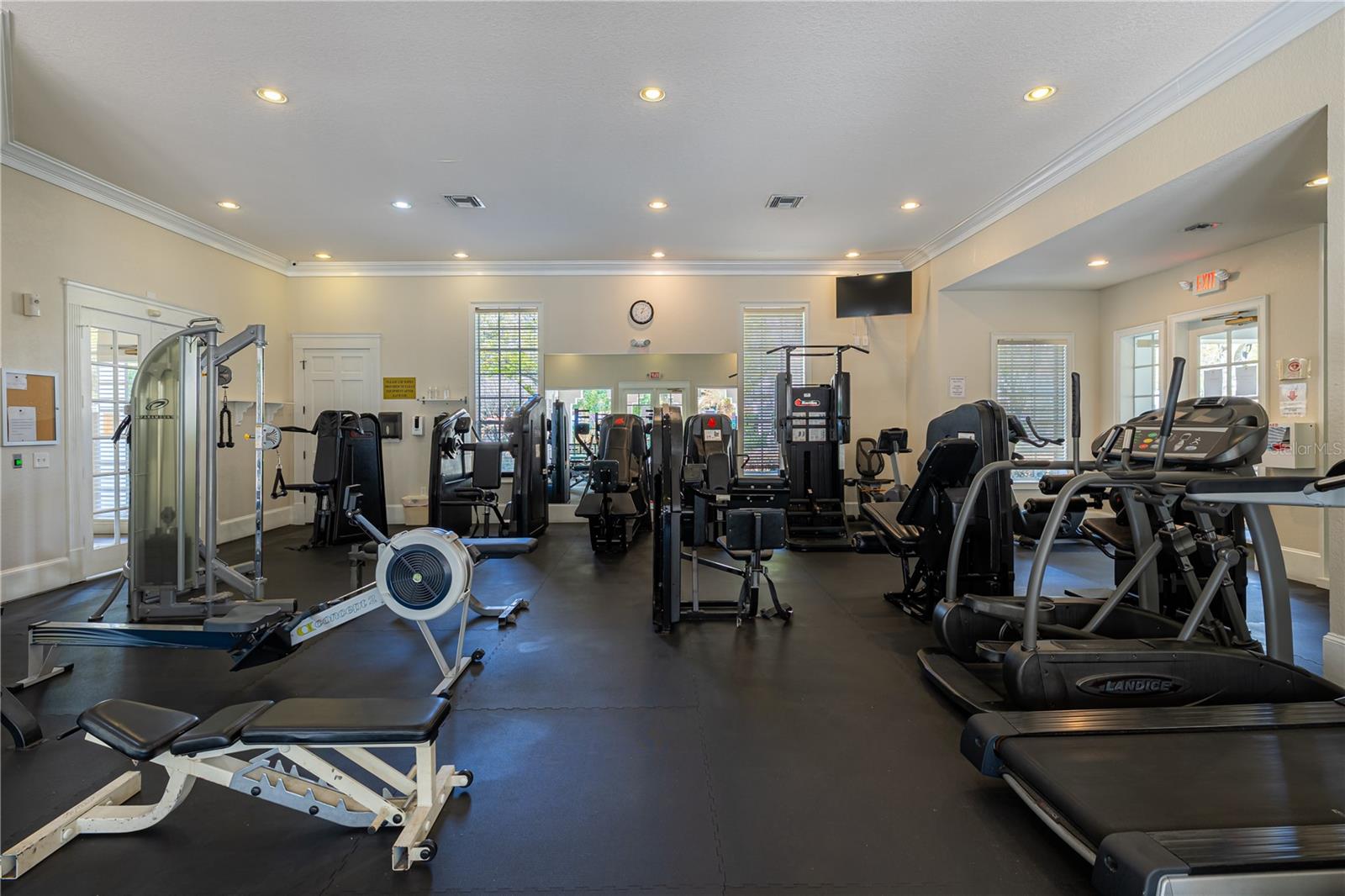 Image 43 of 61 For 13037 Mulberry Park Drive 517