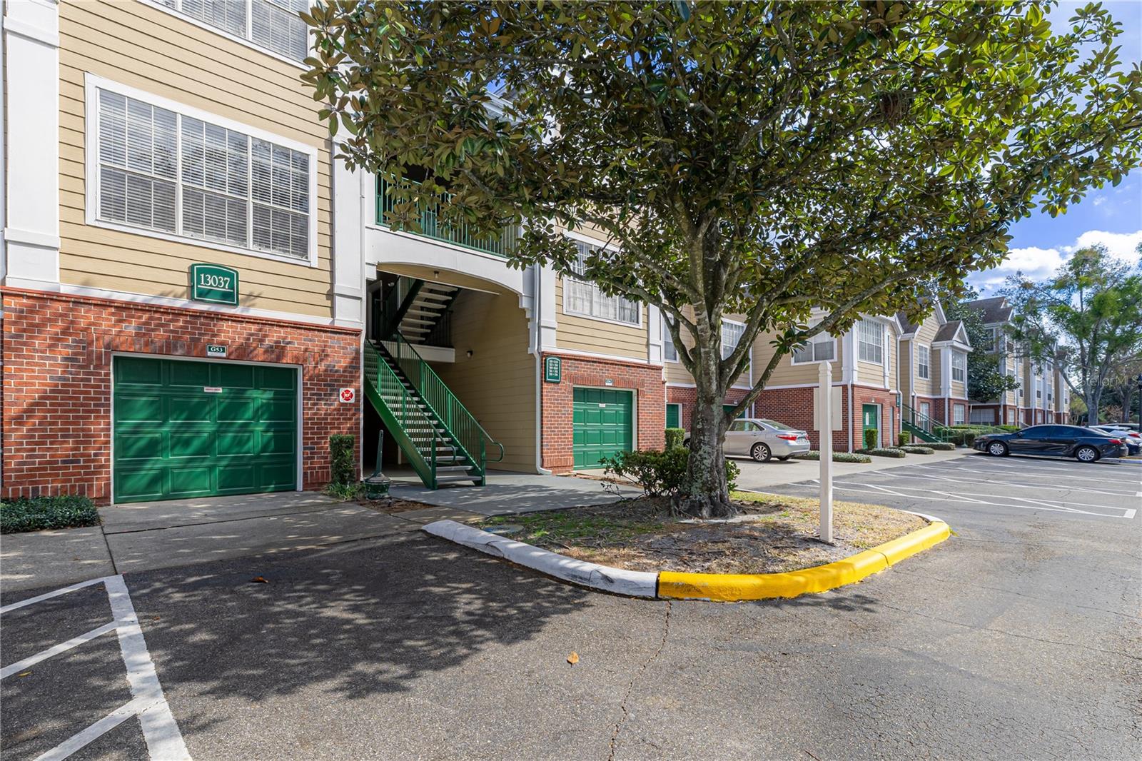 Image 48 of 61 For 13037 Mulberry Park Drive 517