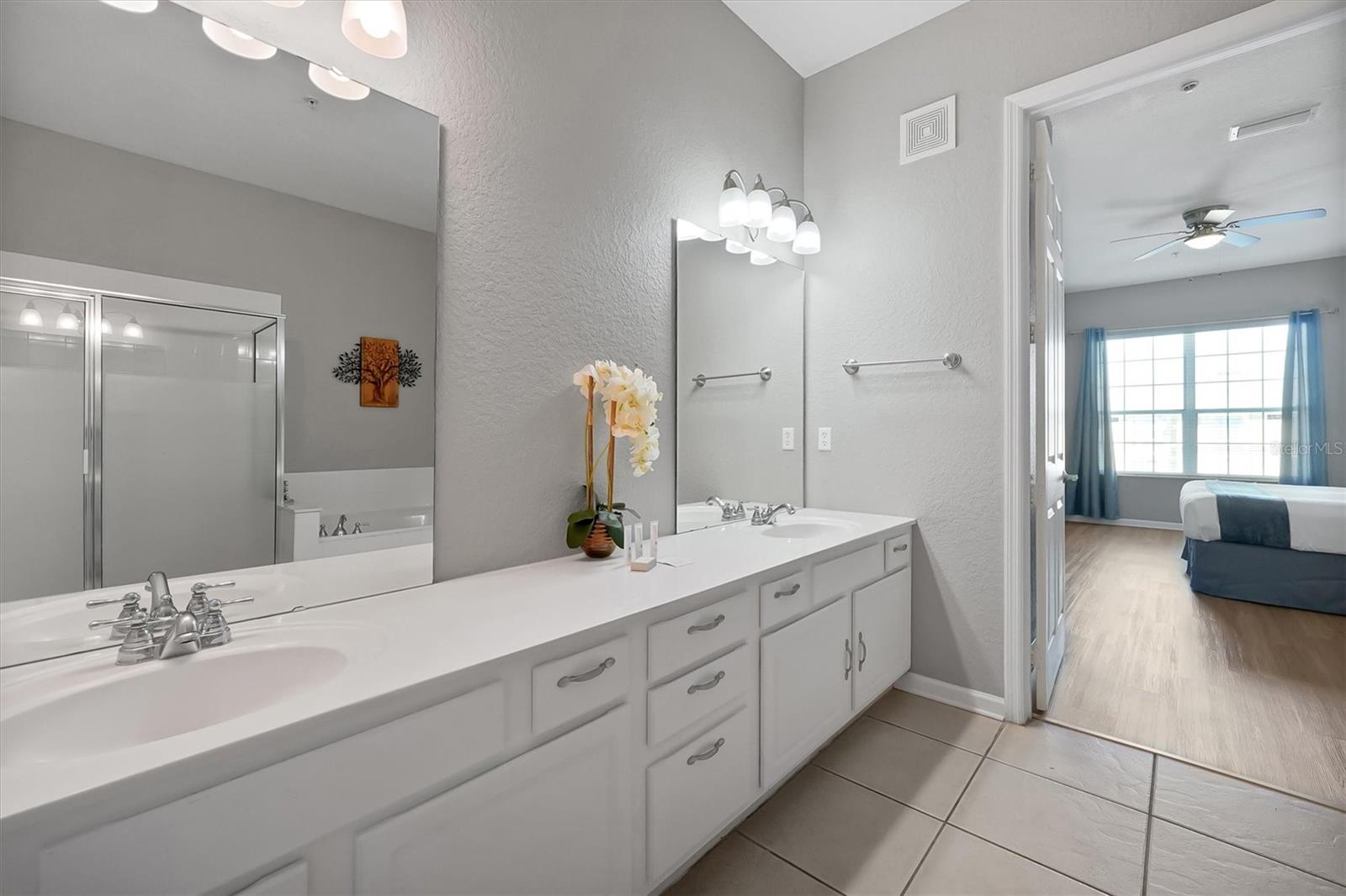 Image 20 of 50 For 5048 Shoreway Loop 40104