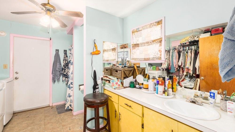 Image 15 of 24 For 20 Florida Street