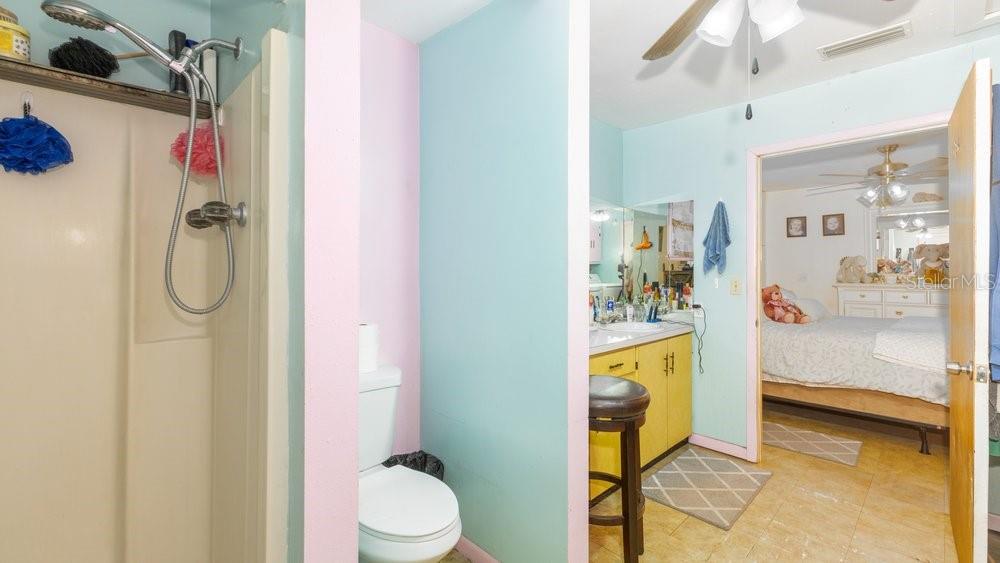 Image 16 of 24 For 20 Florida Street