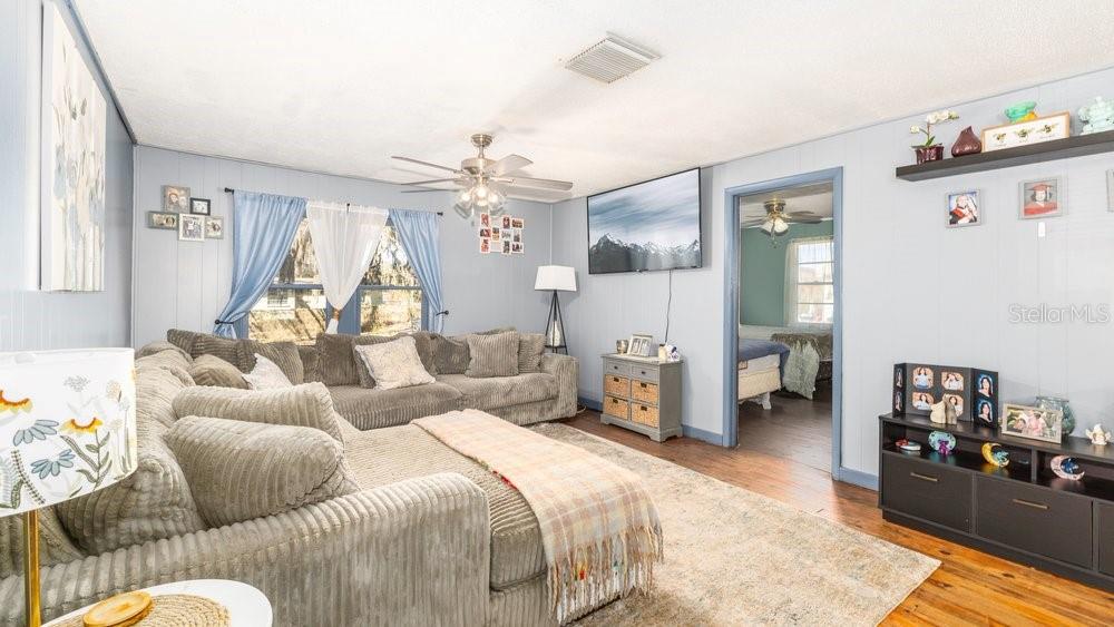 Image 8 of 24 For 20 Florida Street