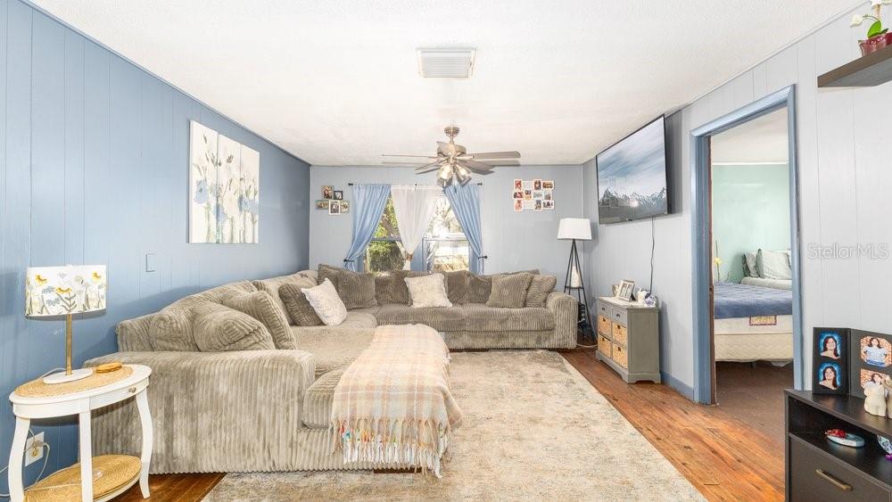 Image 9 of 24 For 20 Florida Street