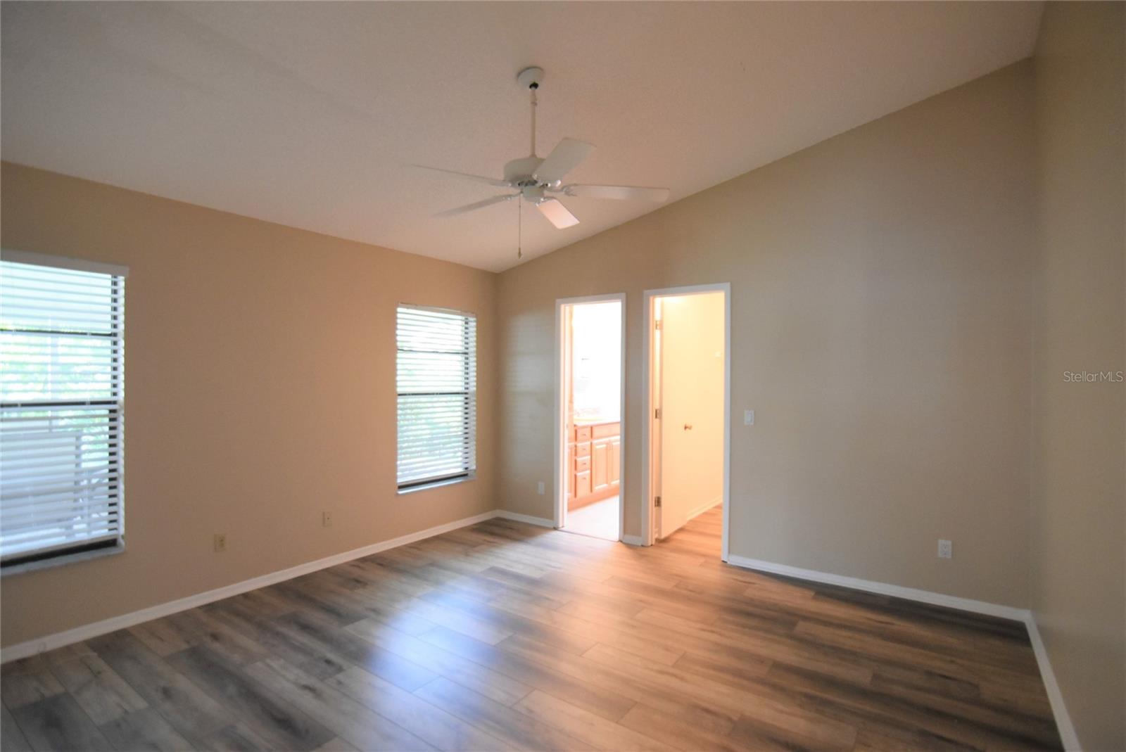 Image 15 of 28 For 1099 Mckinnon Avenue