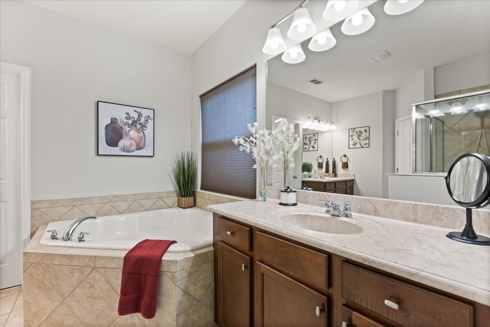 Image 17 of 37 For 19385 Pummelo Drive