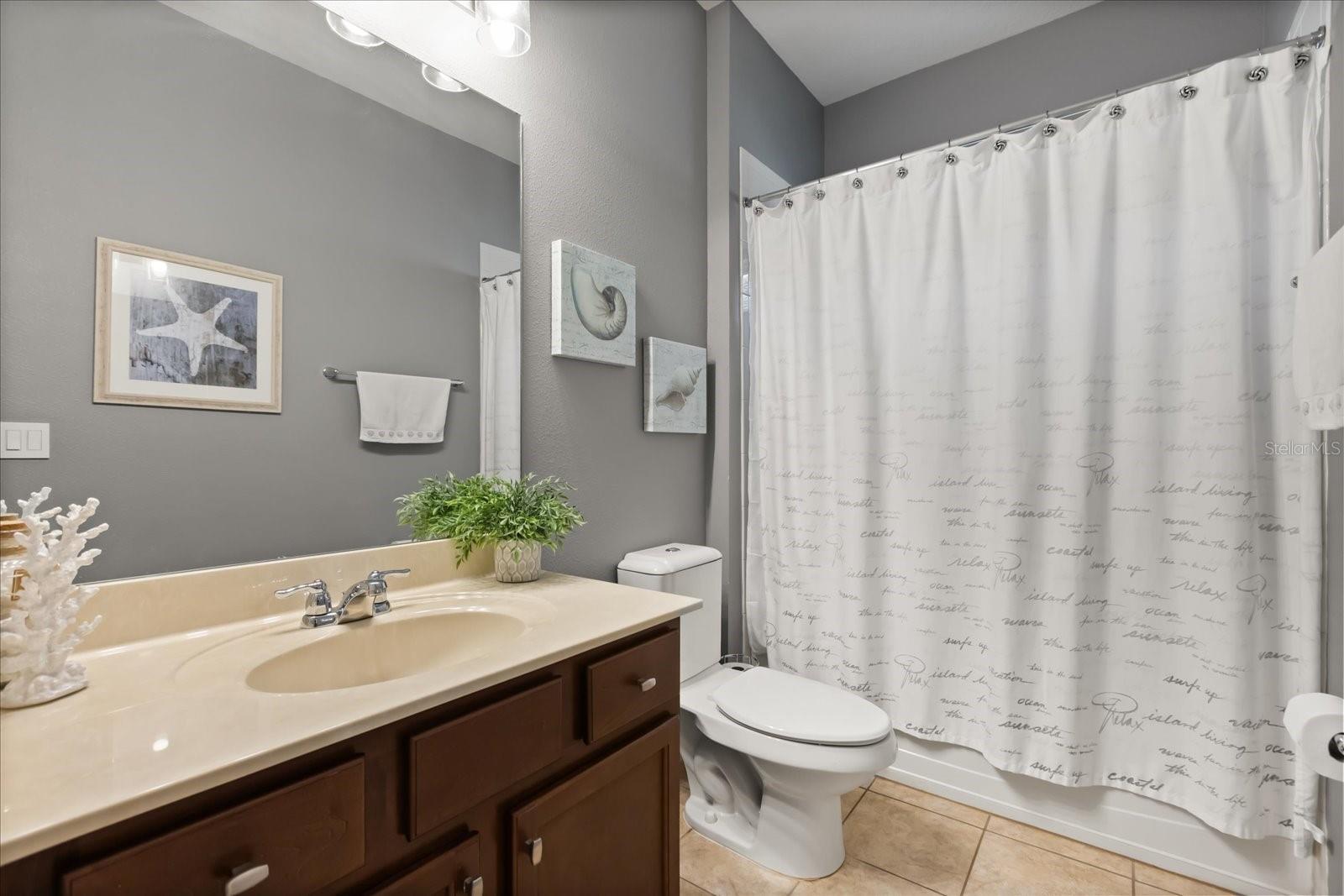 Image 22 of 37 For 19385 Pummelo Drive