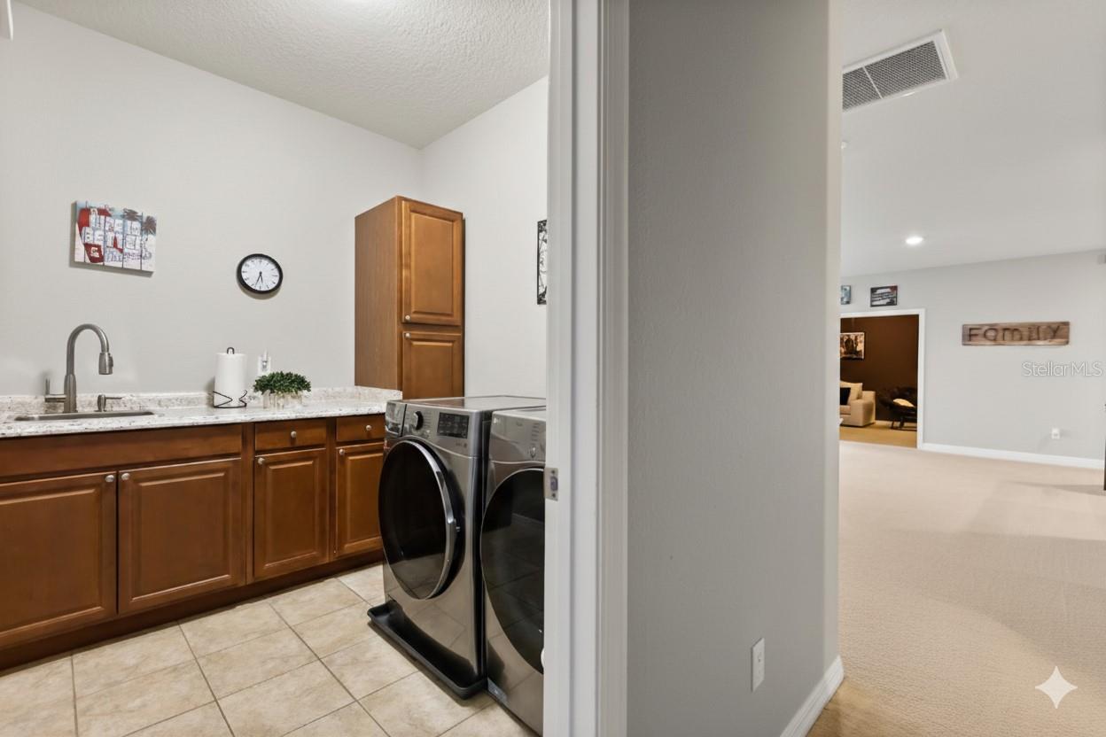 Image 27 of 37 For 19385 Pummelo Drive