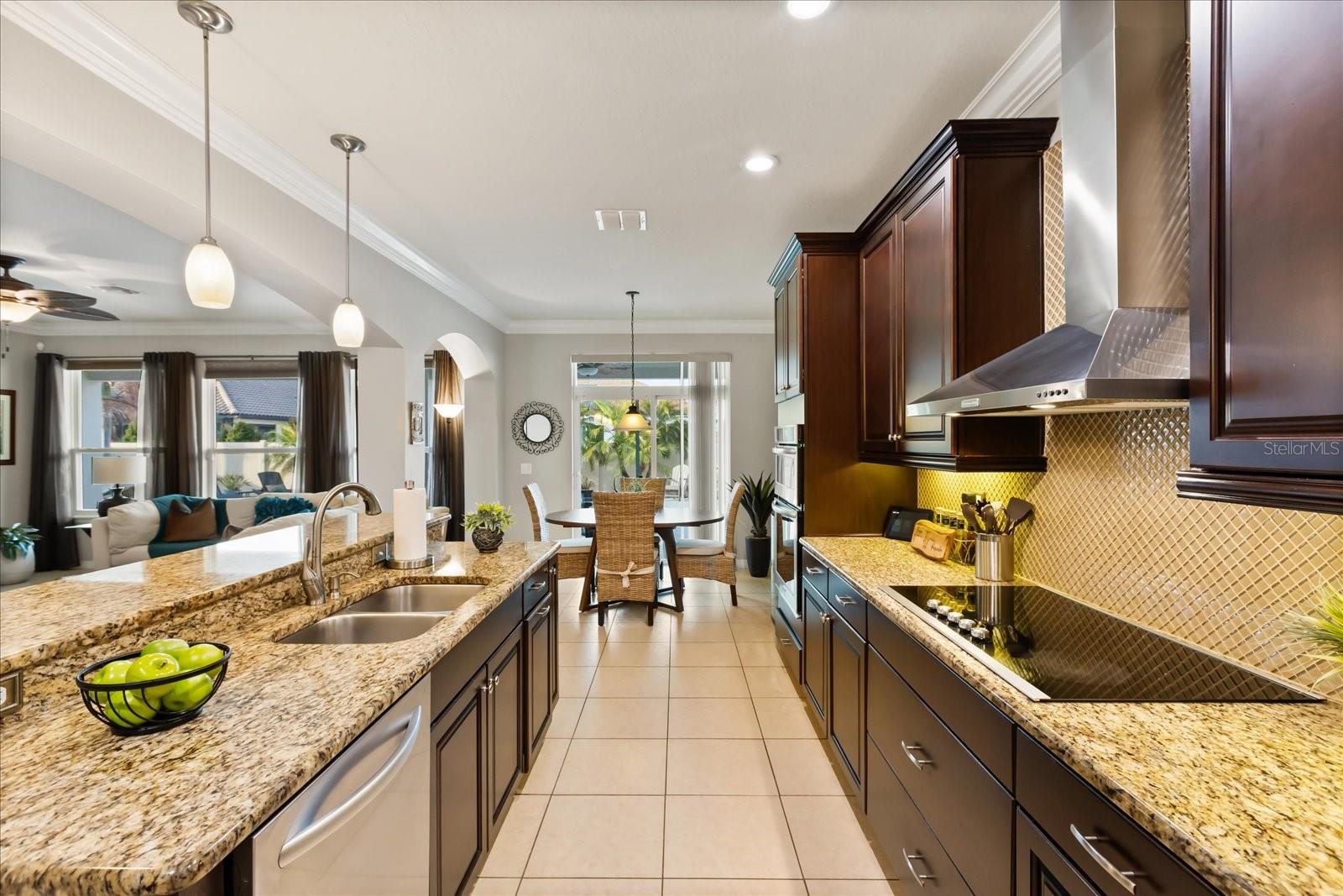 Image 8 of 37 For 19385 Pummelo Drive