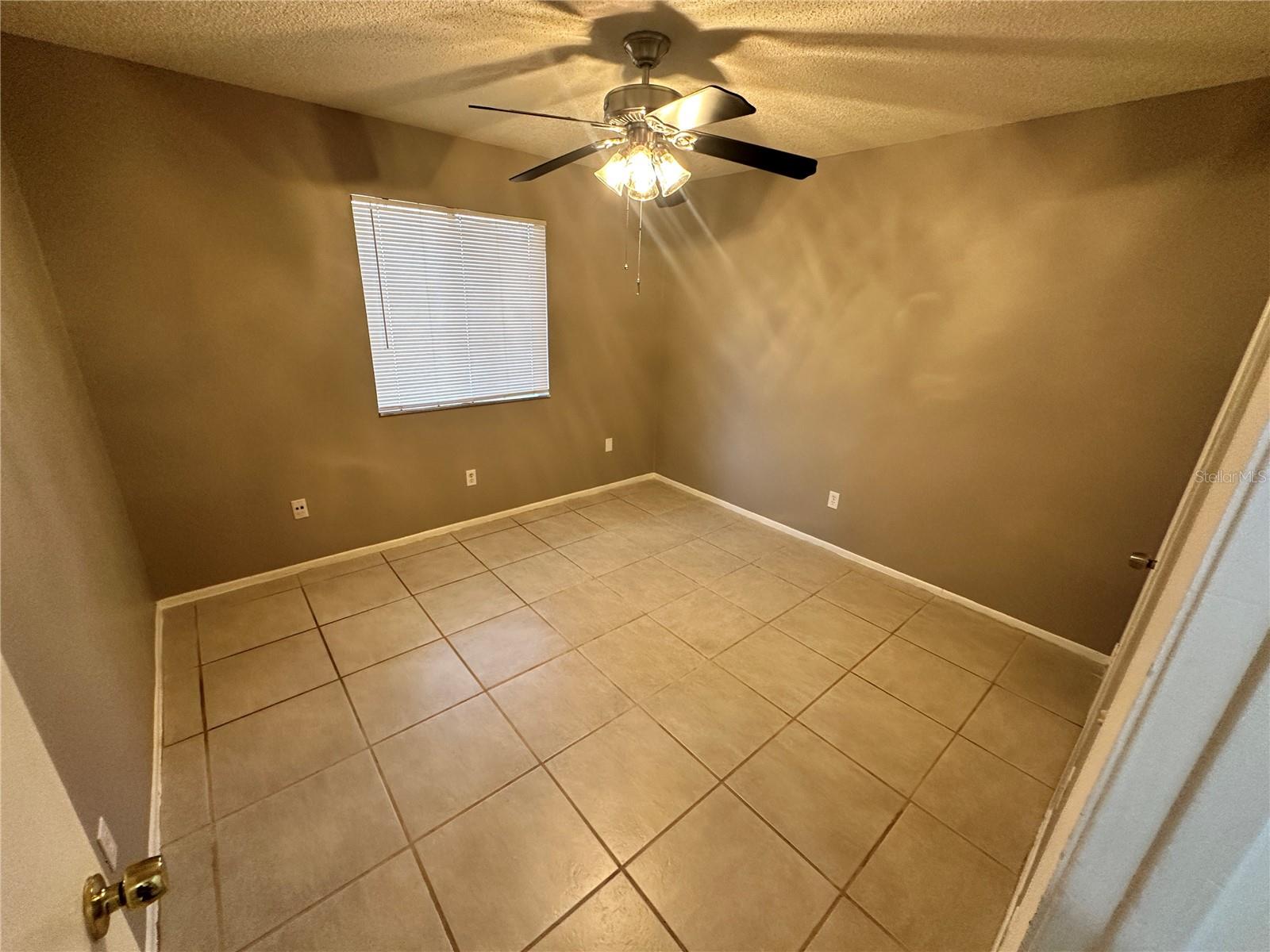 Image 11 of 19 For 1912 Wizard Court