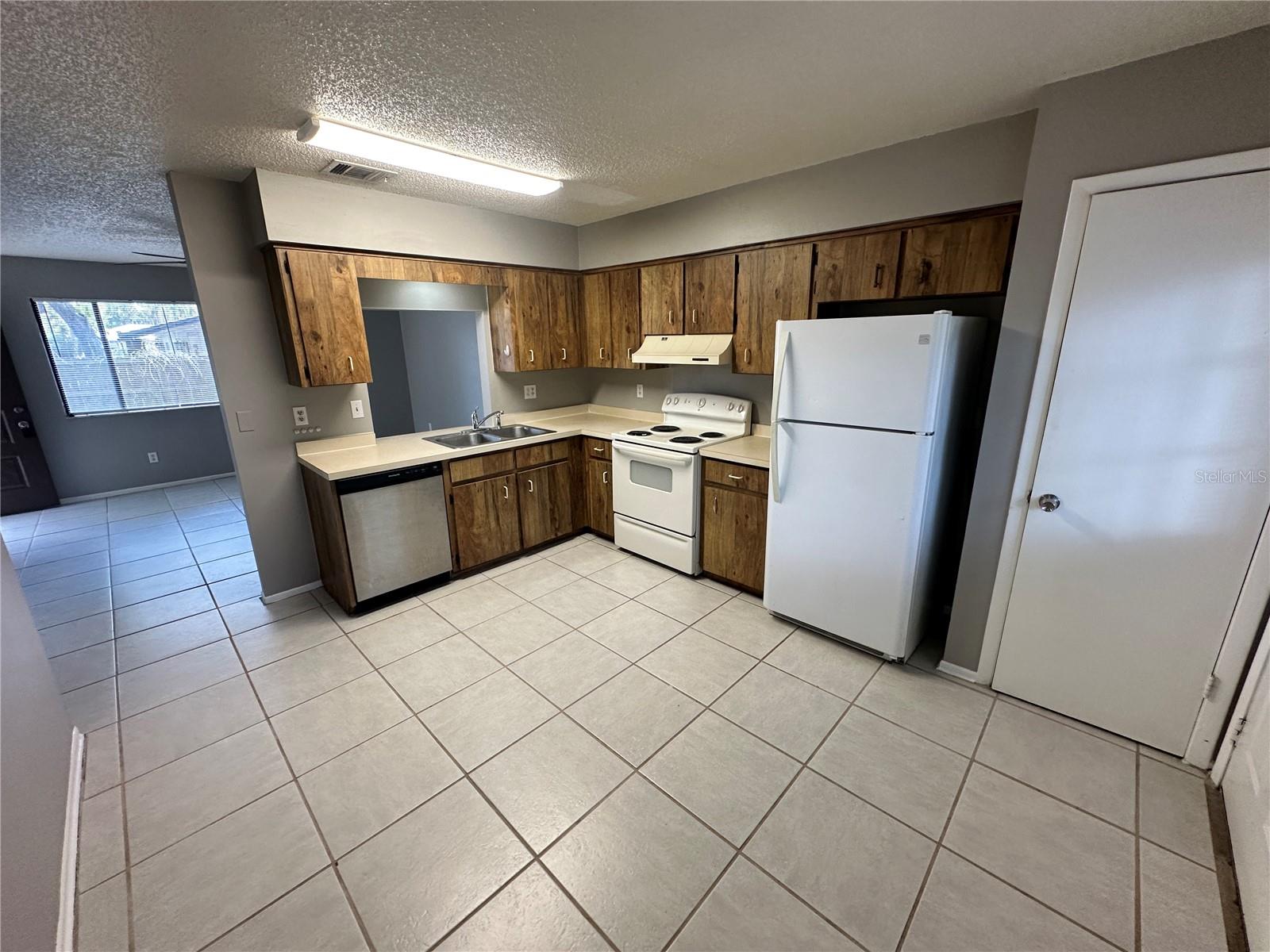 Image 5 of 19 For 1912 Wizard Court