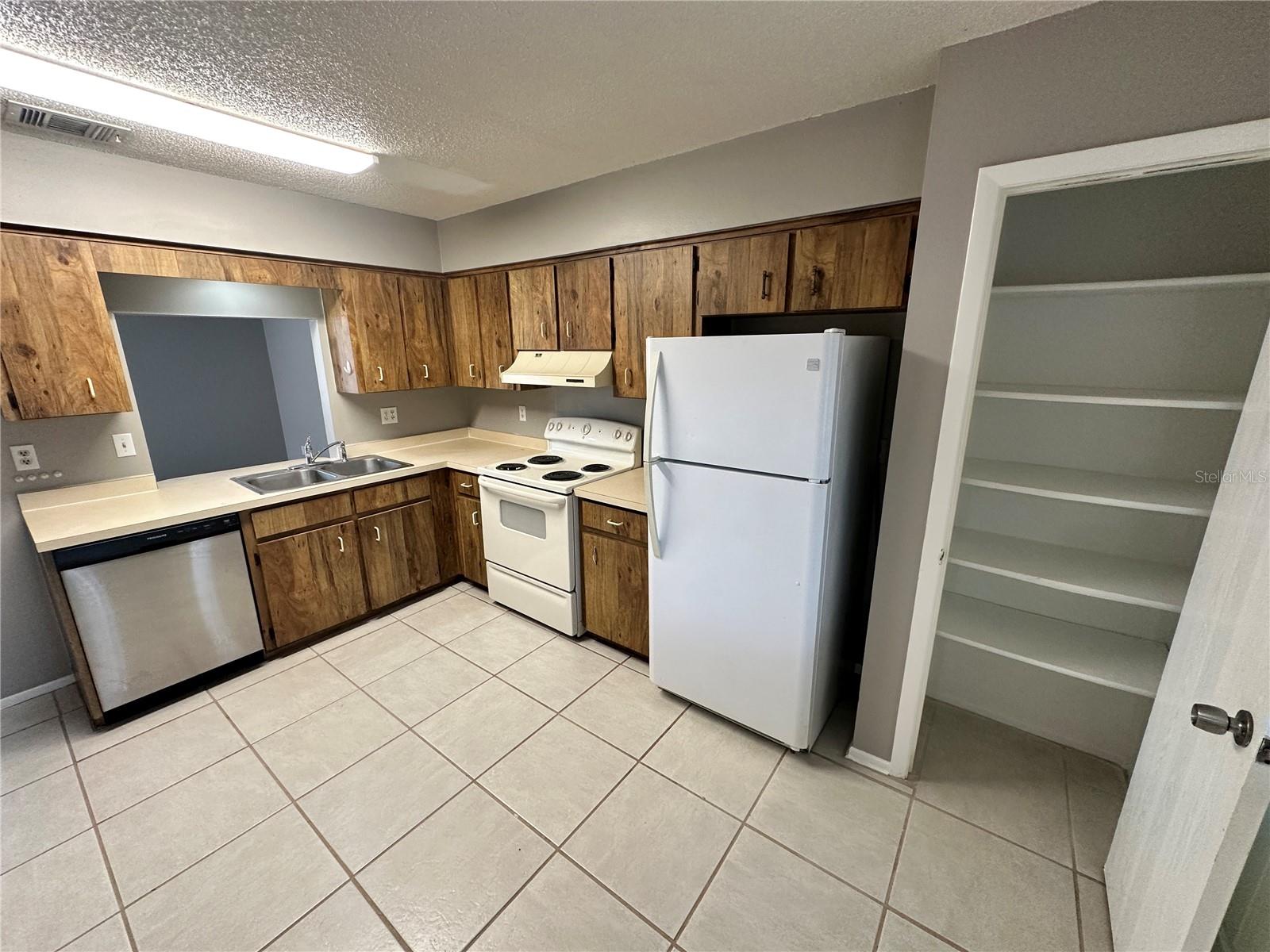 Image 6 of 19 For 1912 Wizard Court