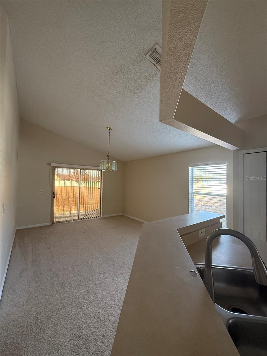 Image 5 of 15 For 1020 Derbyshire Drive