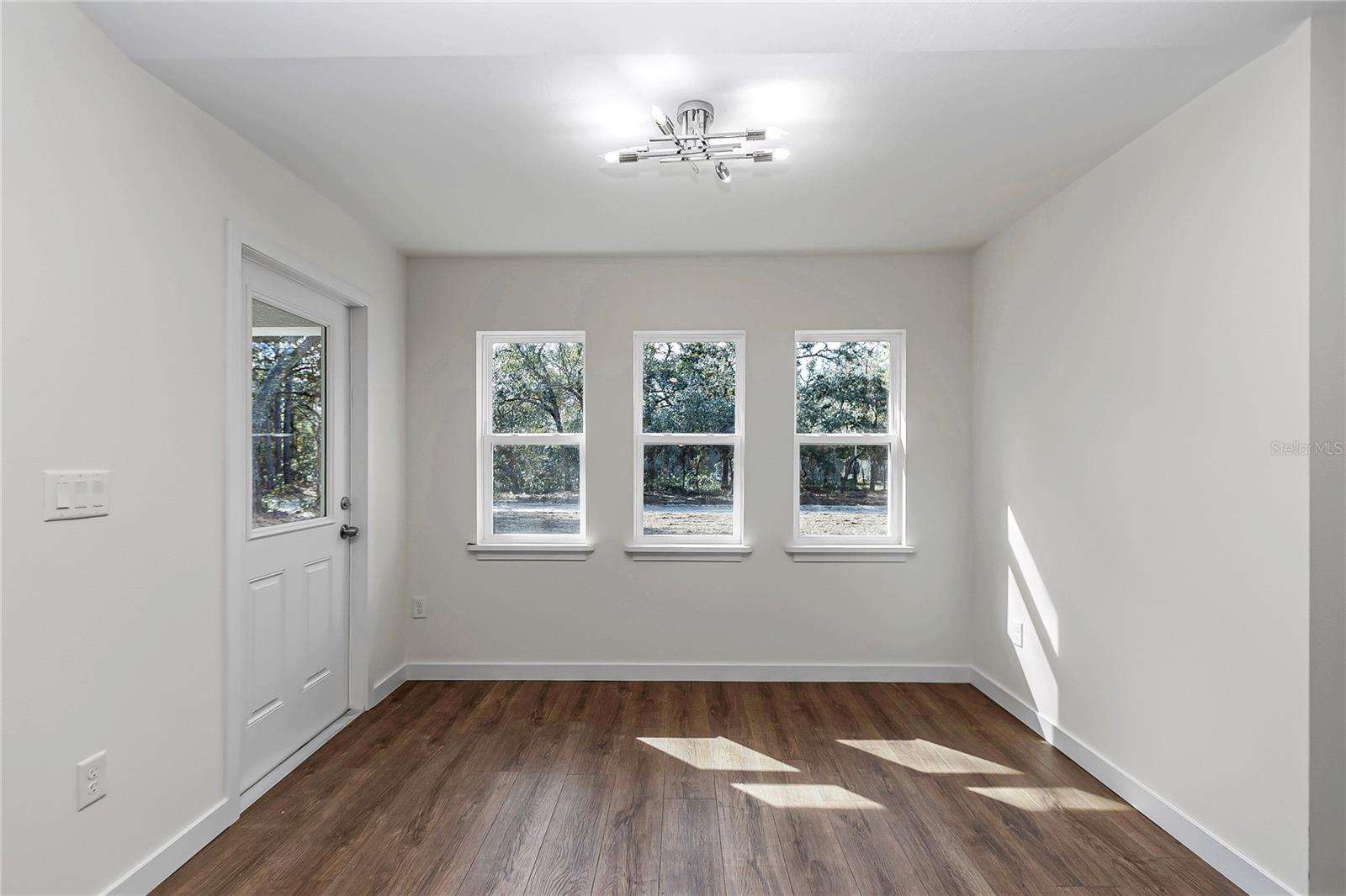 Image 13 of 40 For 6951 151st Loop