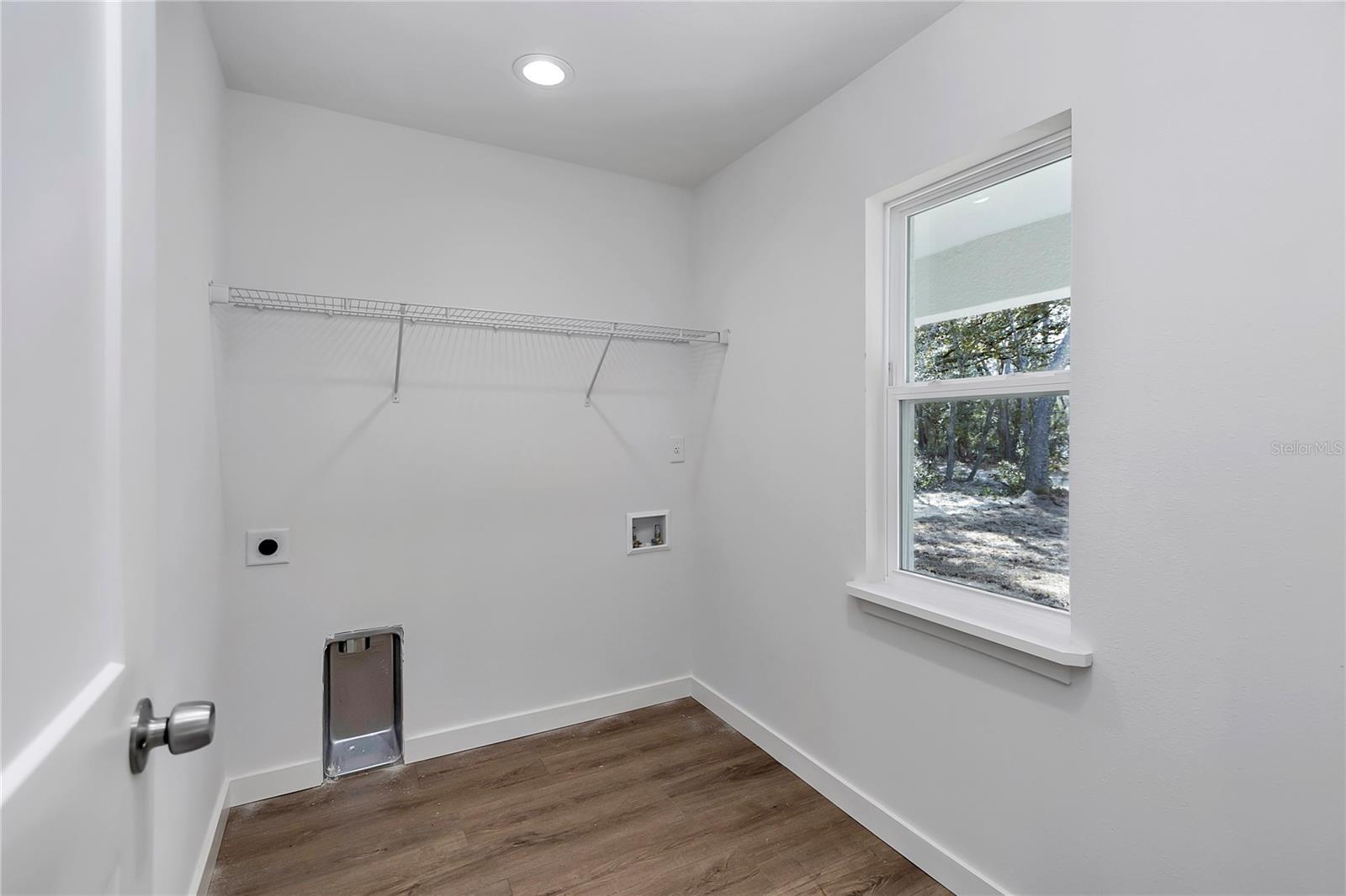 Image 34 of 40 For 6951 151st Loop