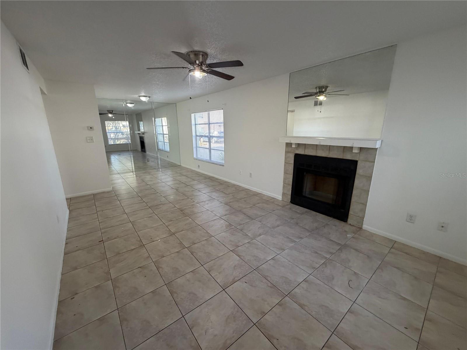 Image 3 of 9 For 4834 Semoran Boulevard 1202