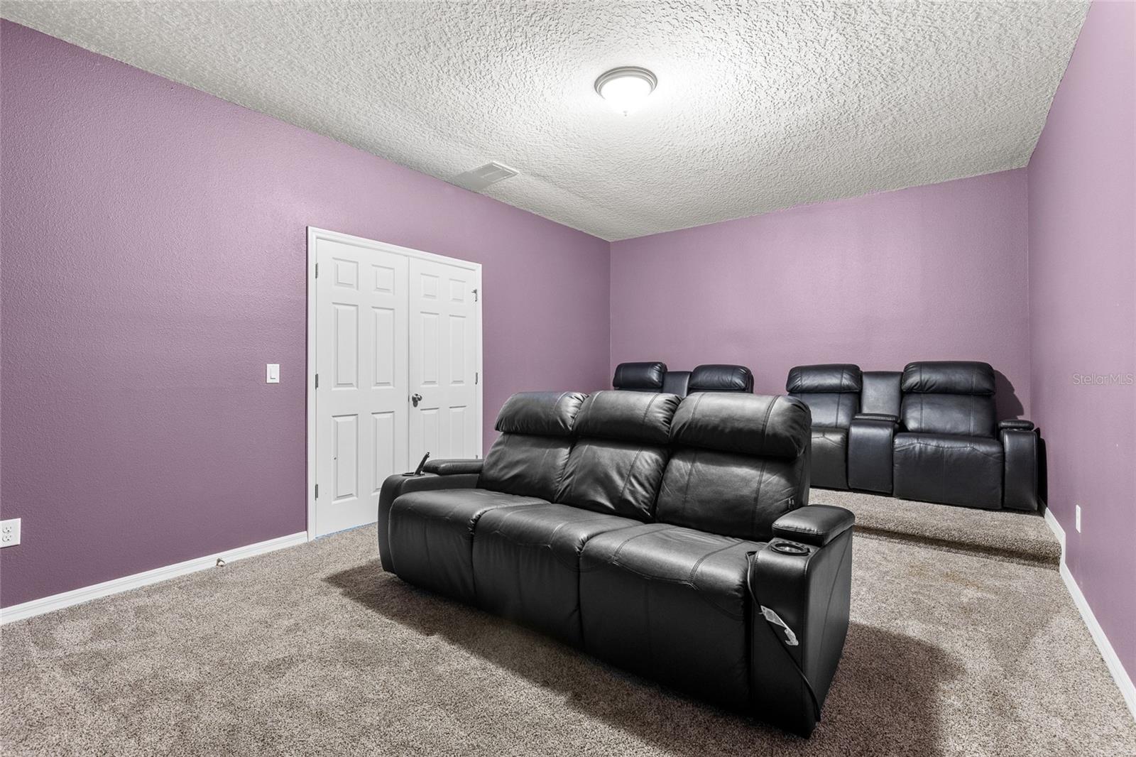 Image 11 of 41 For 14903 Fells Lane