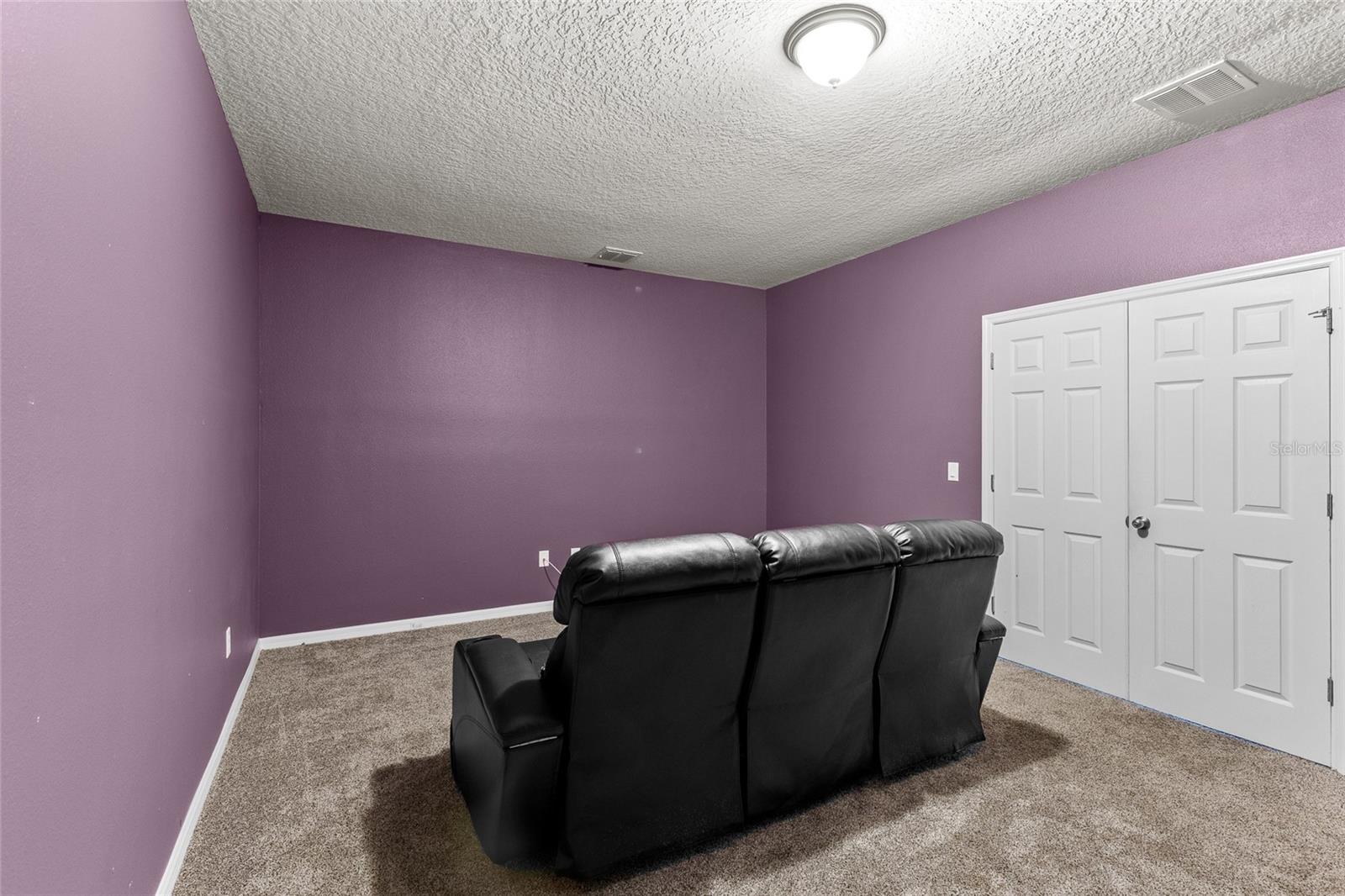 Image 12 of 41 For 14903 Fells Lane