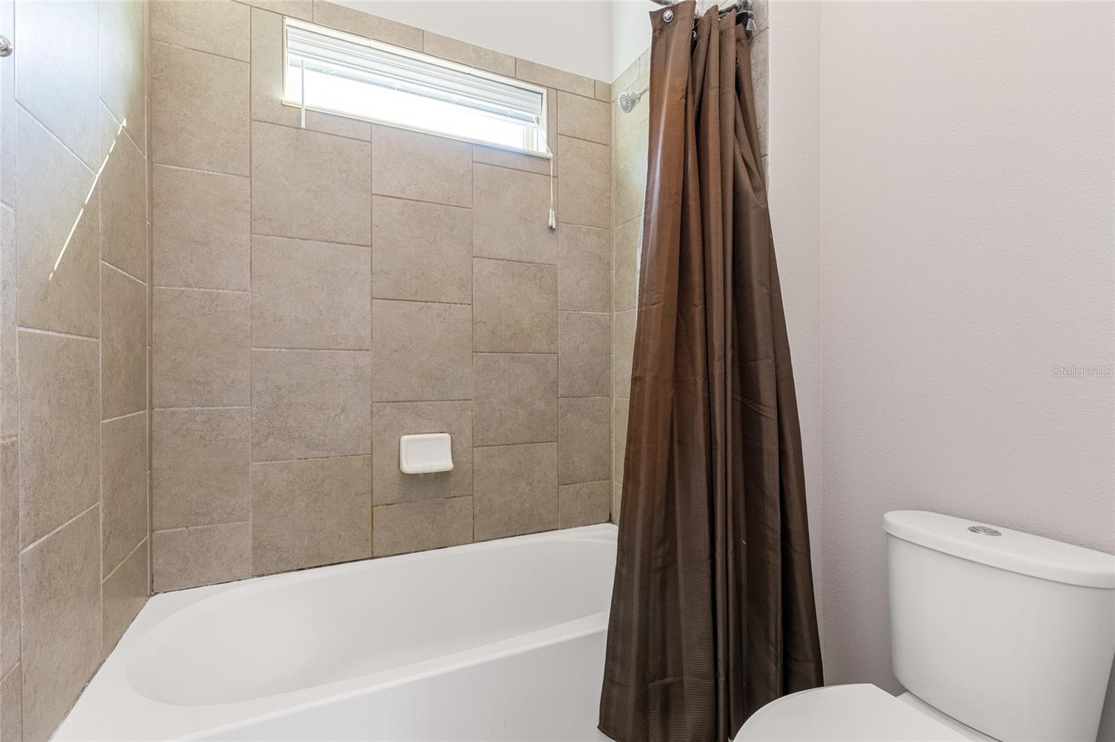 Image 26 of 41 For 14903 Fells Lane