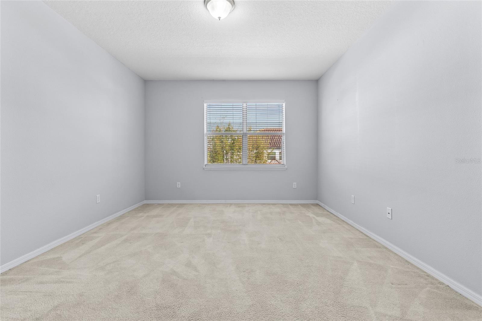 Image 30 of 41 For 14903 Fells Lane